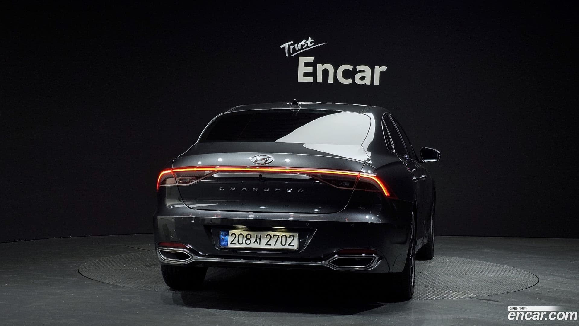 Main__Slider__Photo:Grandeur Hyundai 2022.1-3