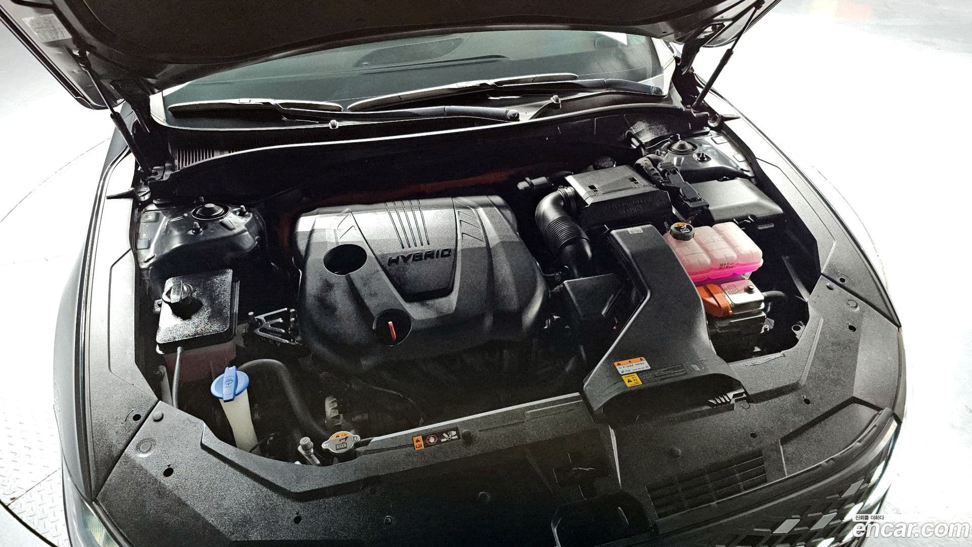 Main__Slider__Photo:Grandeur Hyundai 2022.1-5