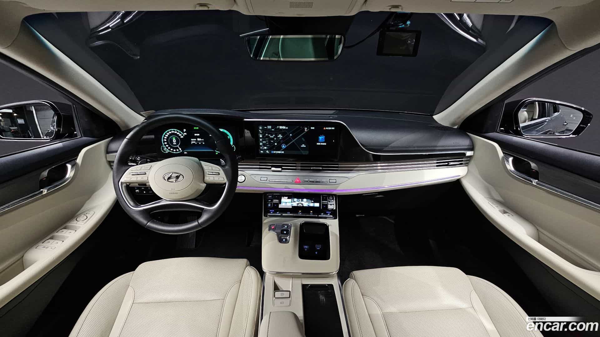 Grandeur Hyundai 2022.1-INNER-007