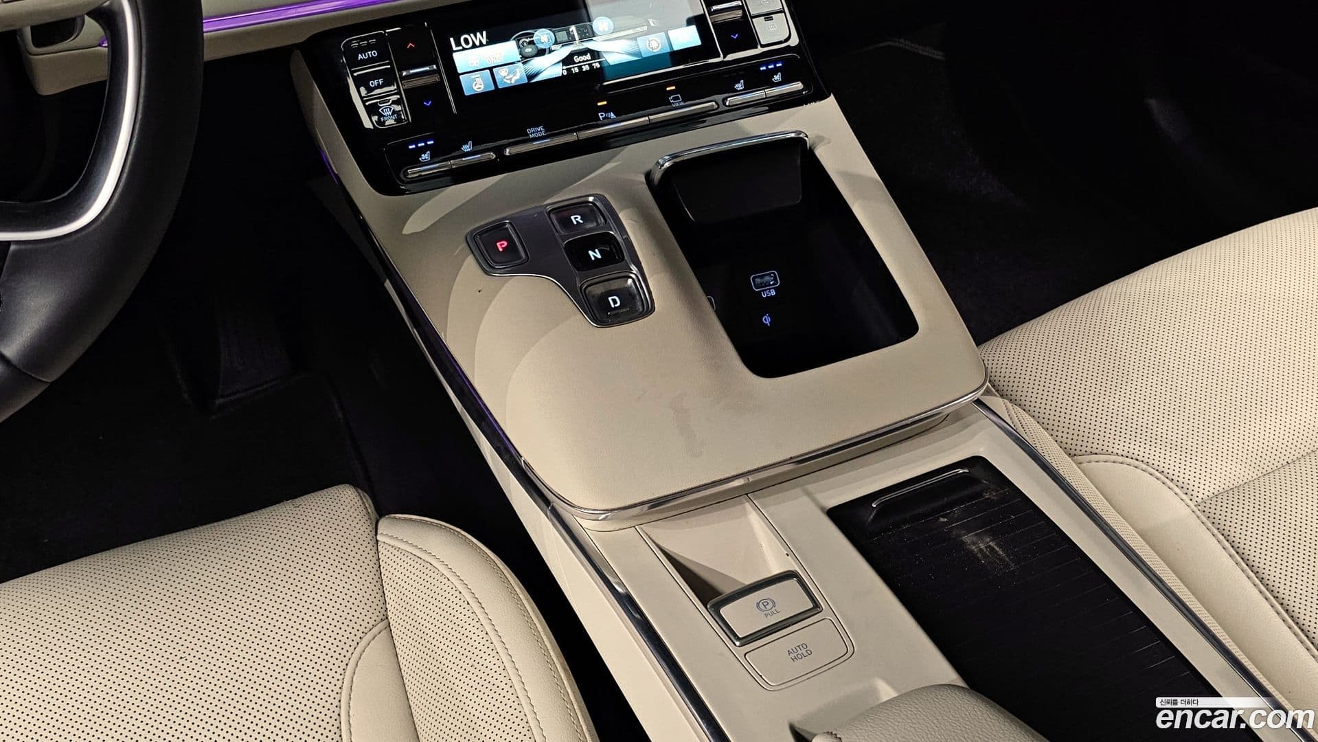 Main__Slider__Photo:Grandeur Hyundai 2022.1-8