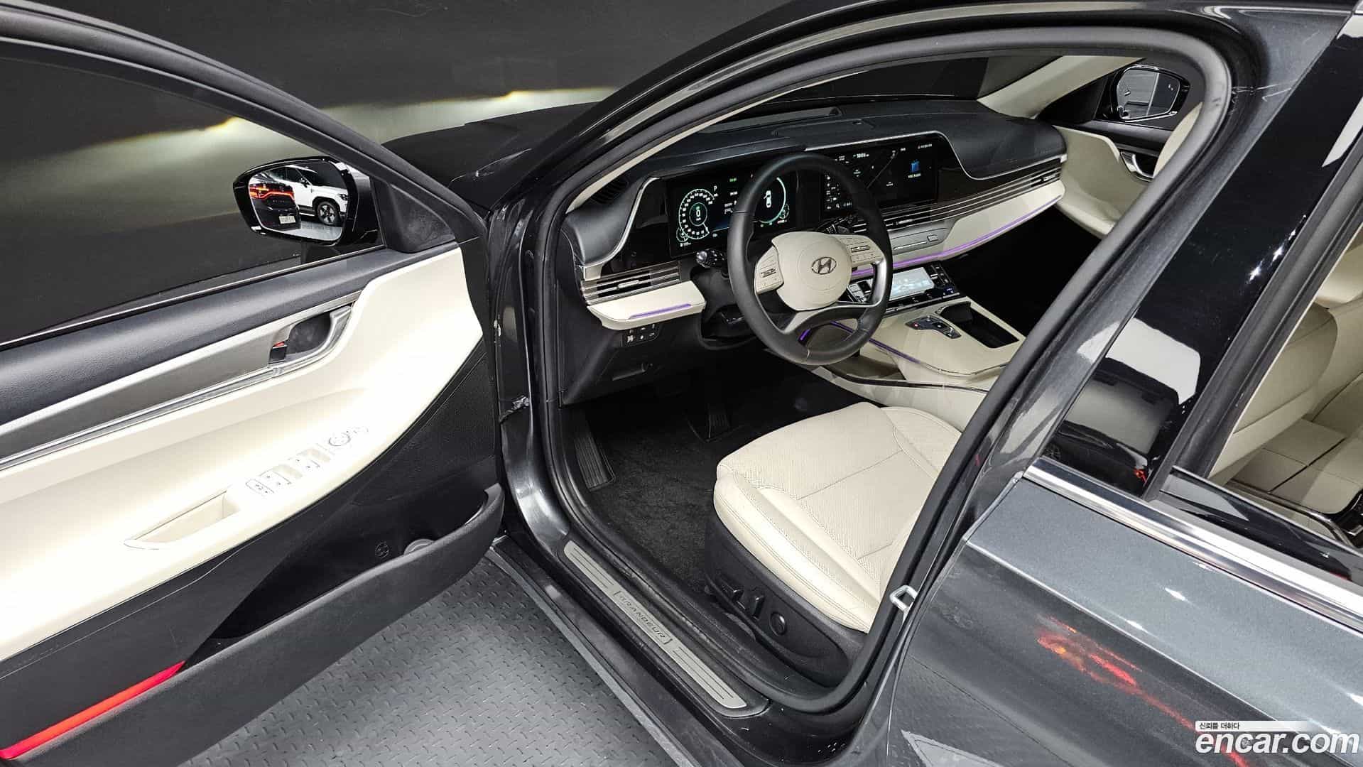 Grandeur Hyundai 2022.1-OPTION-015