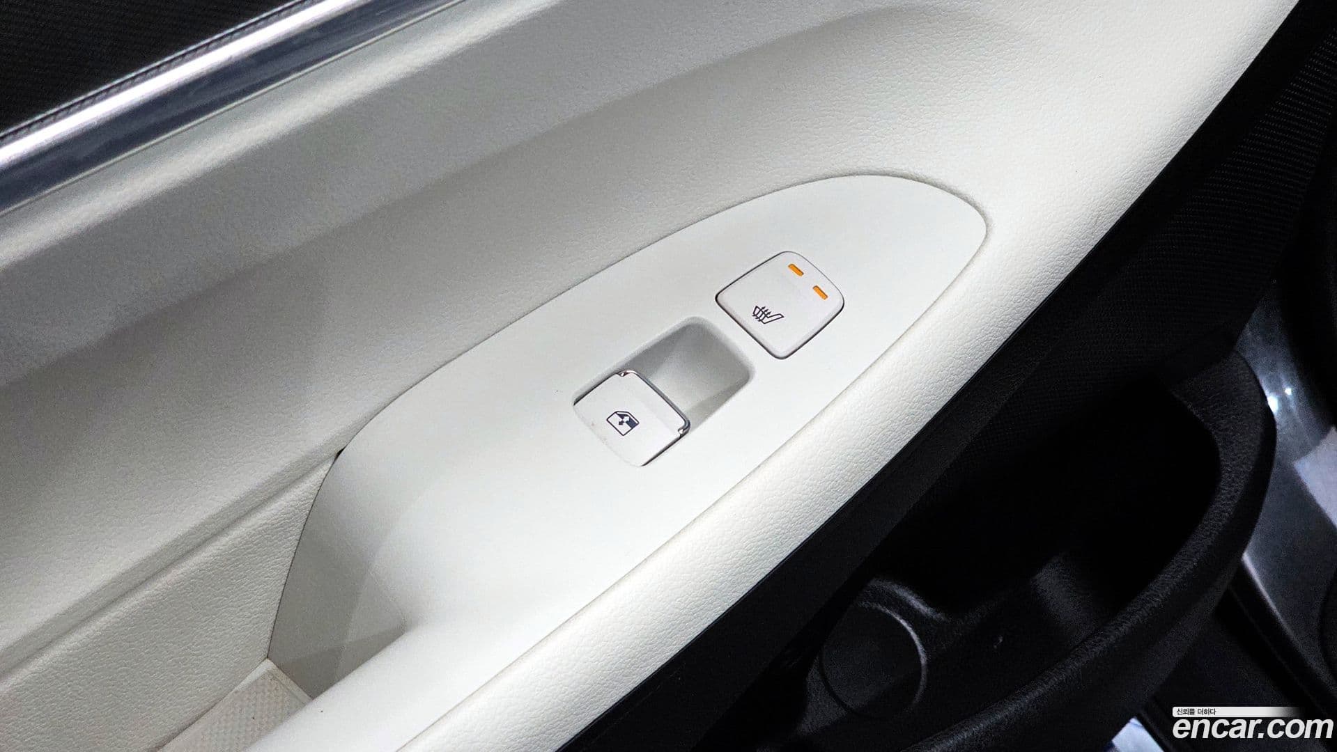 Main__Slider__Photo:Grandeur Hyundai 2022.1-18