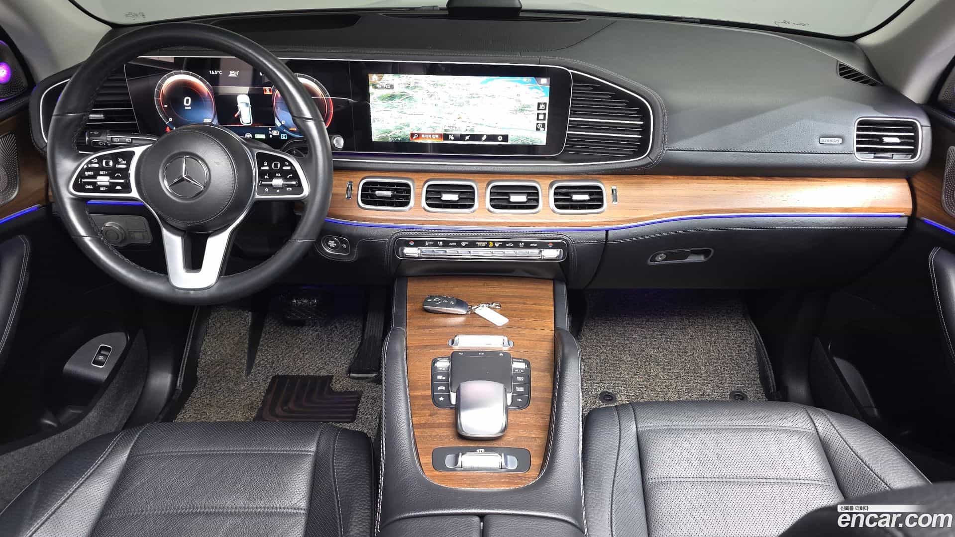 GLE-Class Mercedes-Benz 2021.5-INNER-007