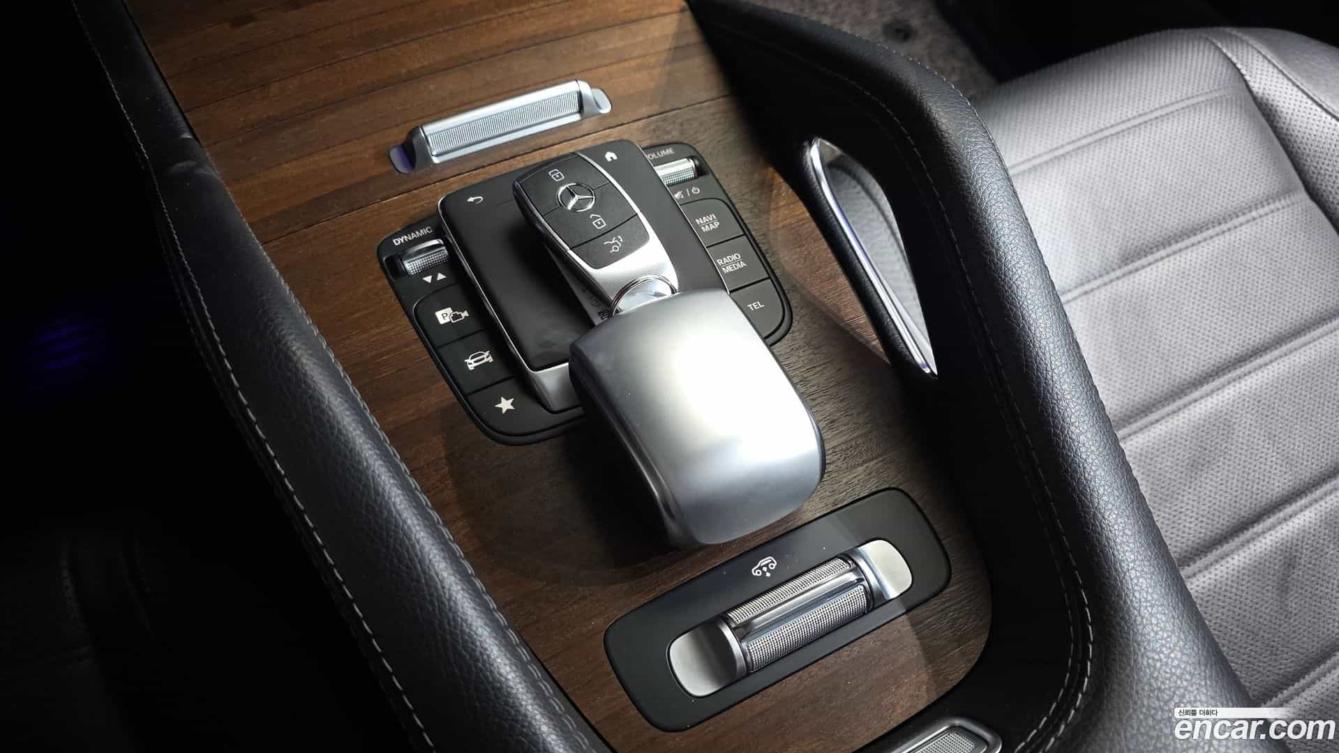 GLE-Class Mercedes-Benz 2021.5-OPTION-020