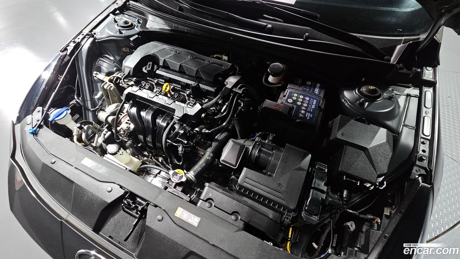 Main__Slider__Photo:AVANTE Hyundai 2021.10-5