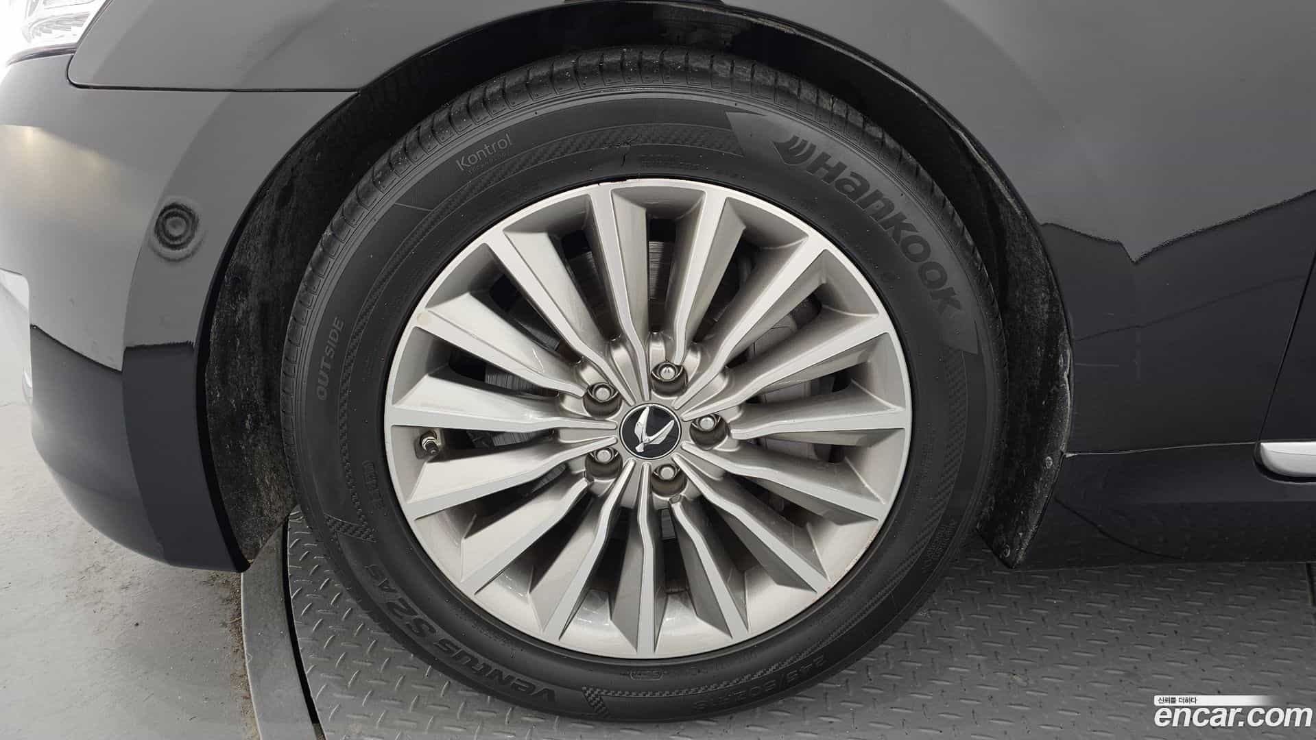 Equus Hyundai 2013.8-OUTER-005