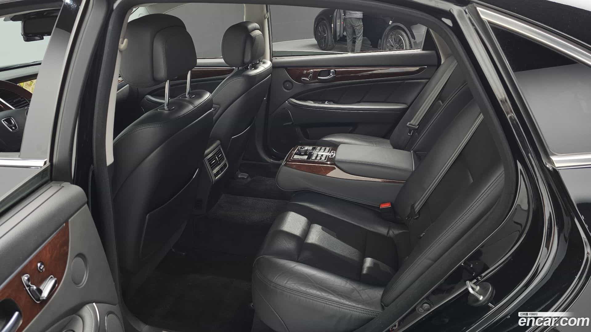 Equus Hyundai 2013.8-OPTION-016