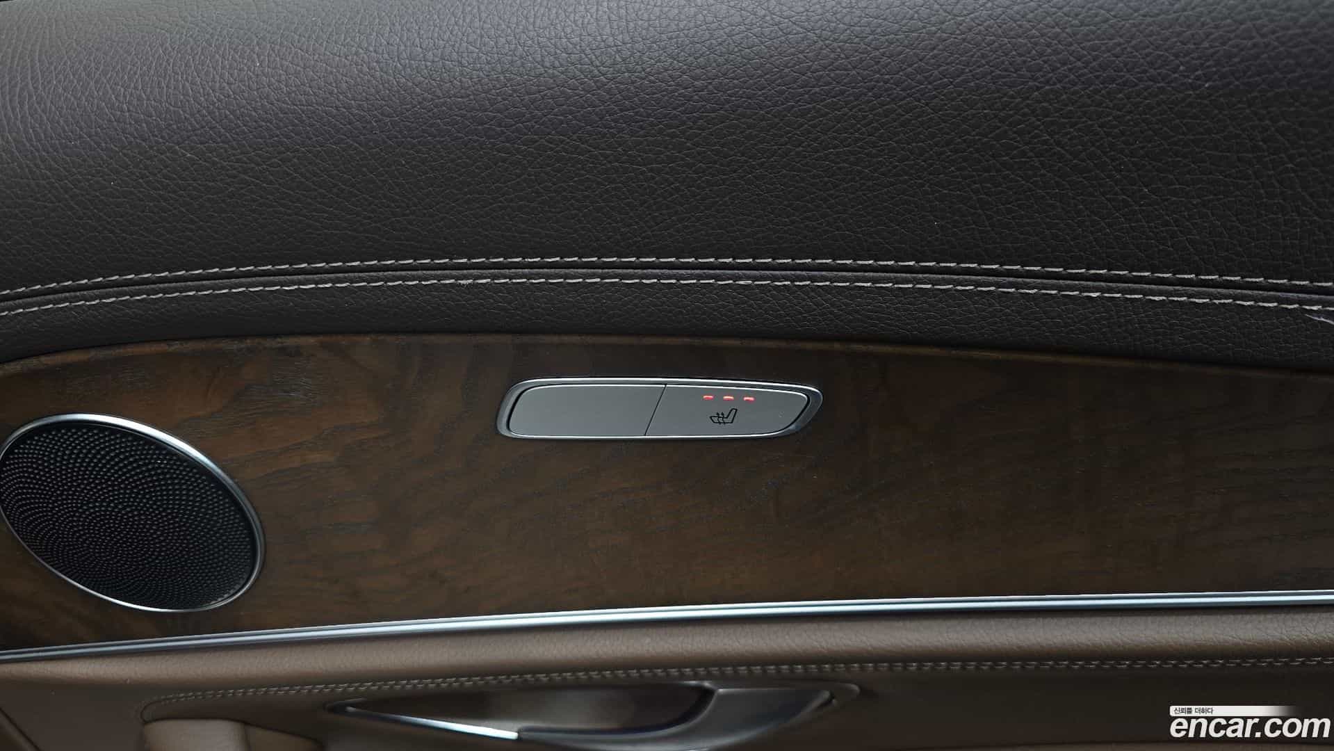 E-Class Mercedes-Benz 2019.3-OPTION-022