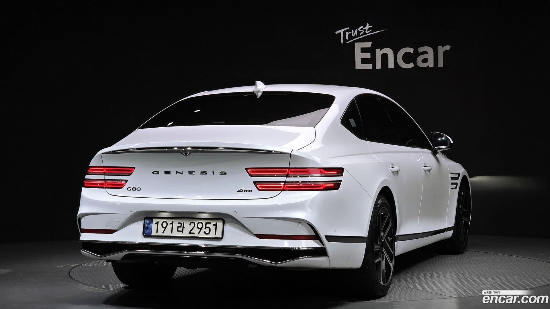 Main__Slider__Photo:G80 Genesis 2024.2-1