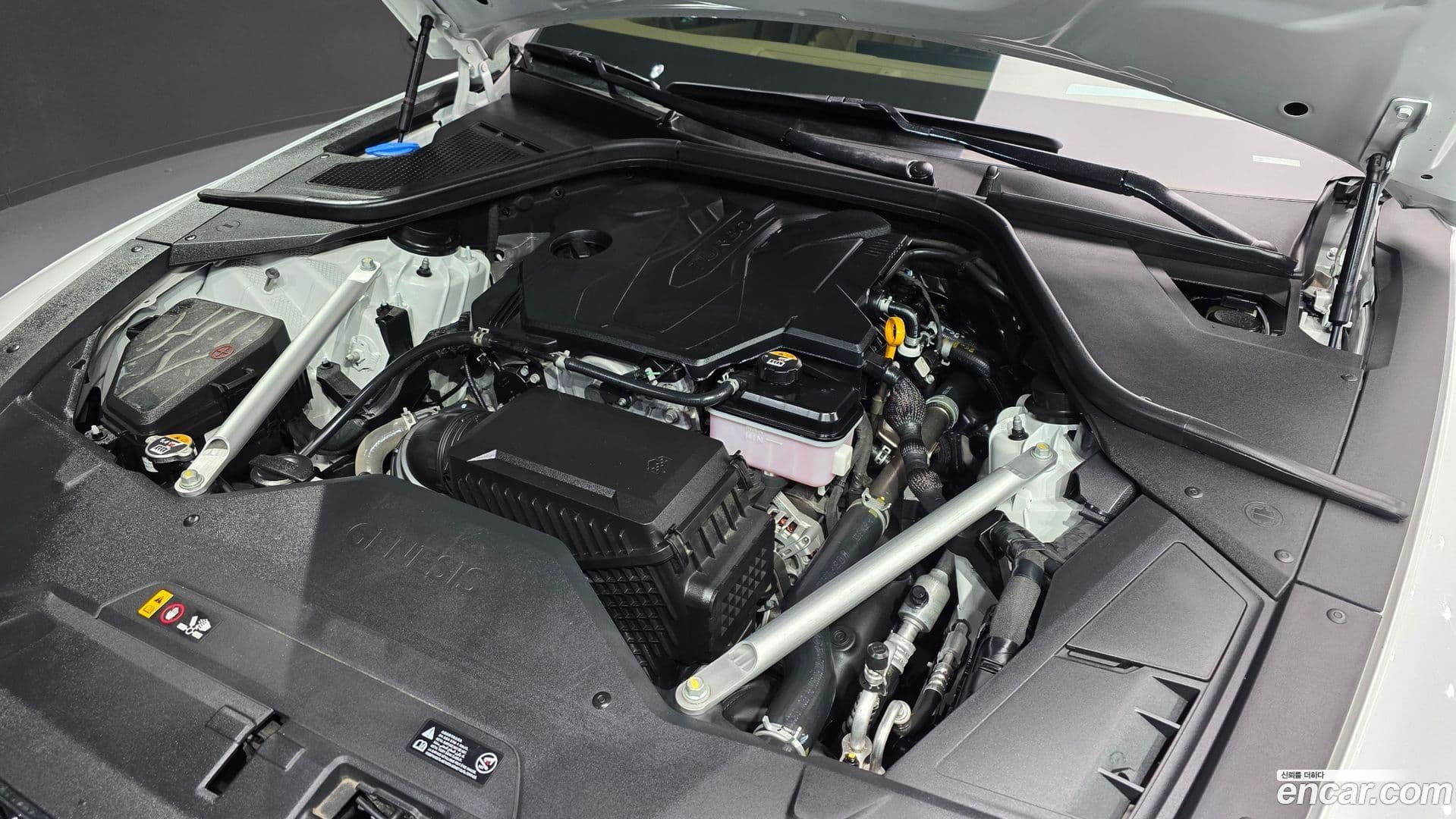 Main__Slider__Photo:G80 Genesis 2024.2-5