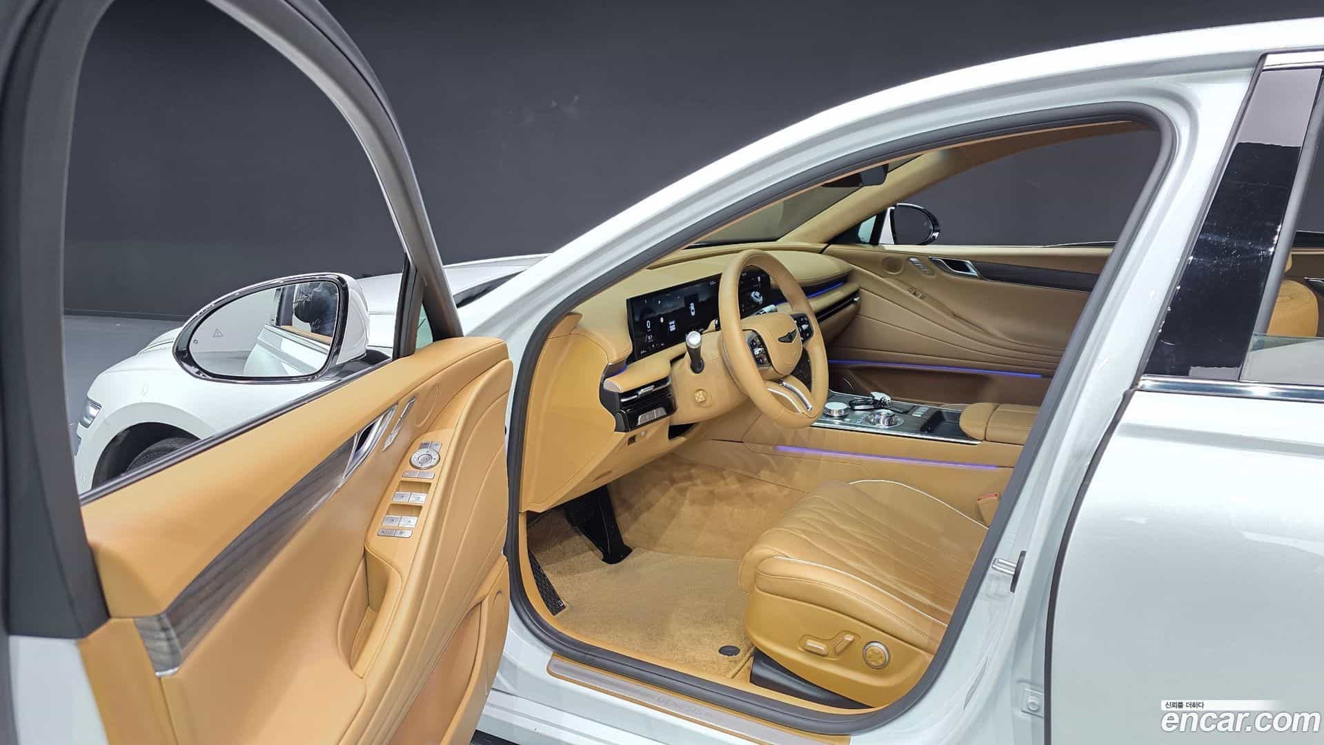 G80 Genesis 2024.2-OPTION-015