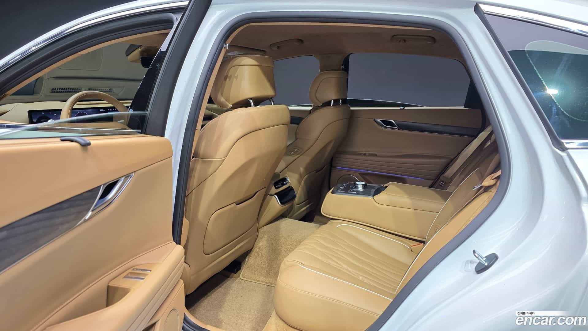 G80 Genesis 2024.2-OPTION-016