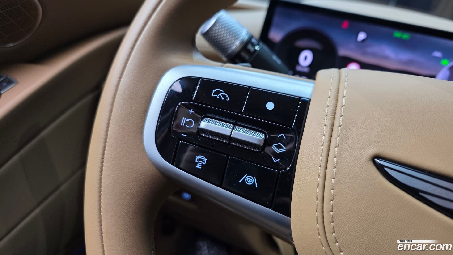 Main__Slider__Photo:G80 Genesis 2024.2-17