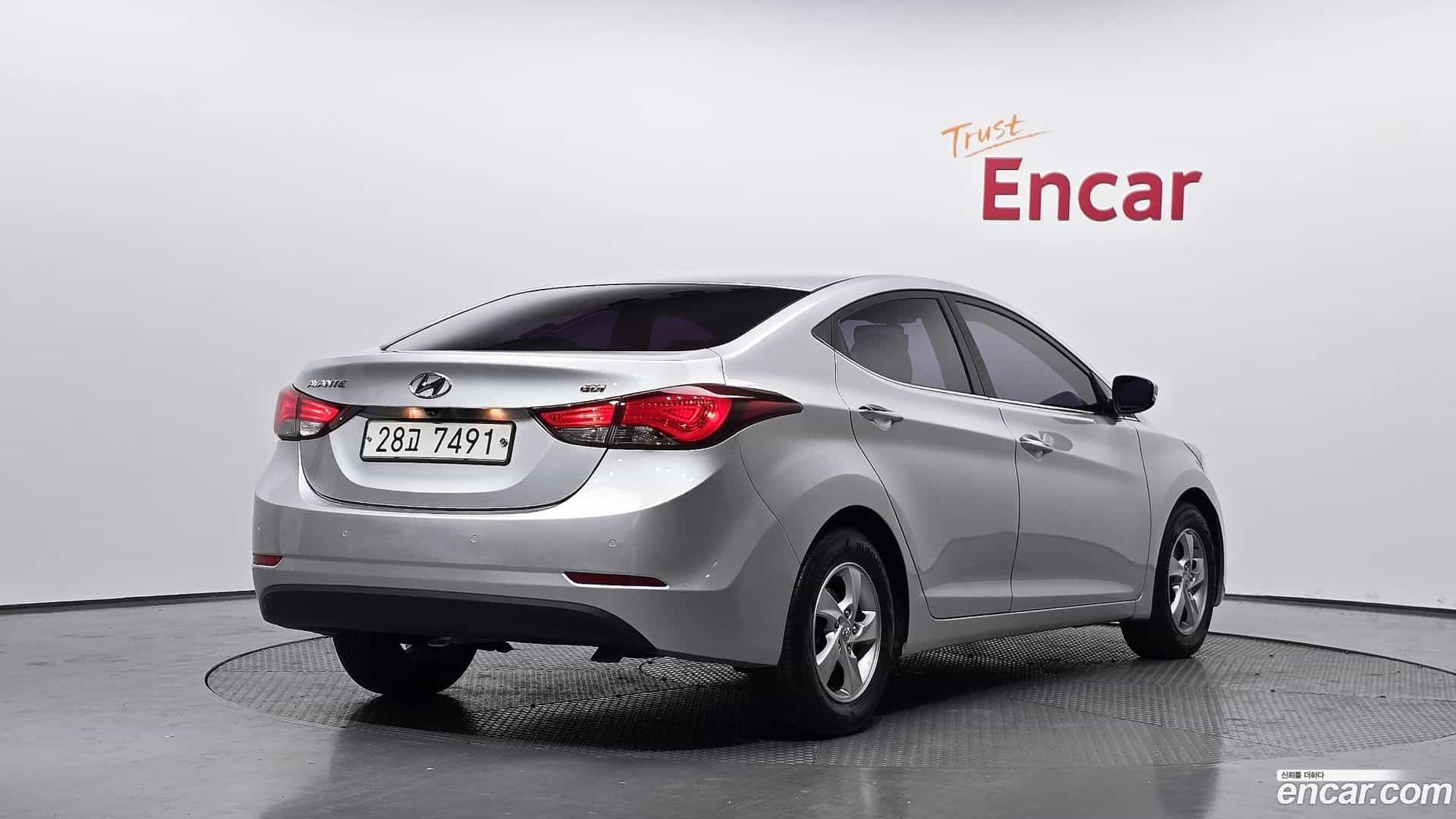 AVANTE Hyundai 2014.11-OUTER-002