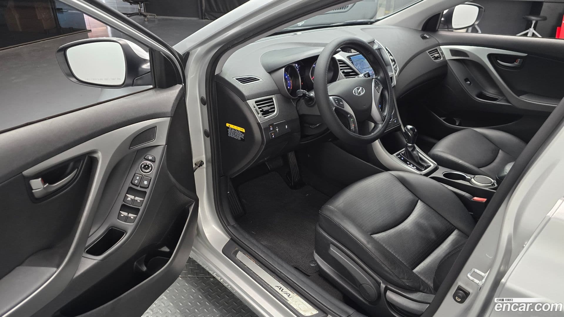 Main__Slider__Photo:AVANTE Hyundai 2014.11-11