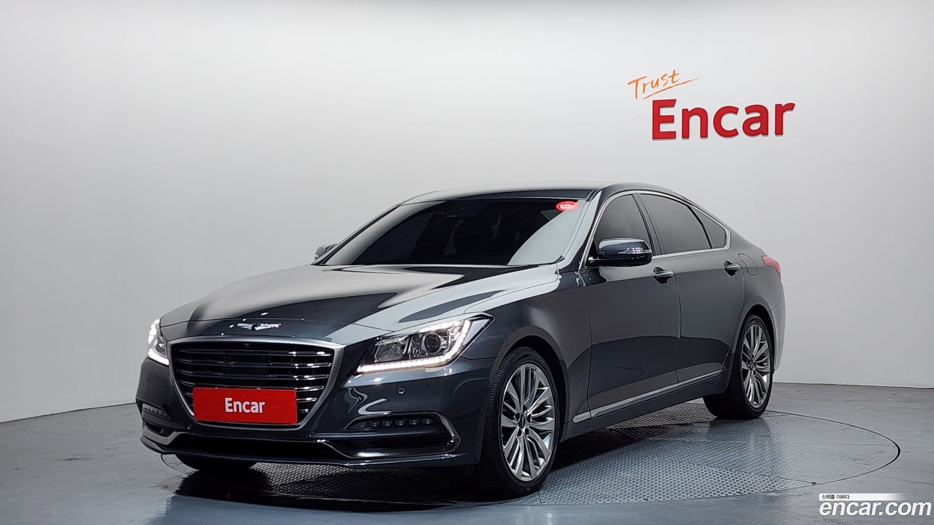 Main__Slider__Photo:G80 Genesis 2019.1-0