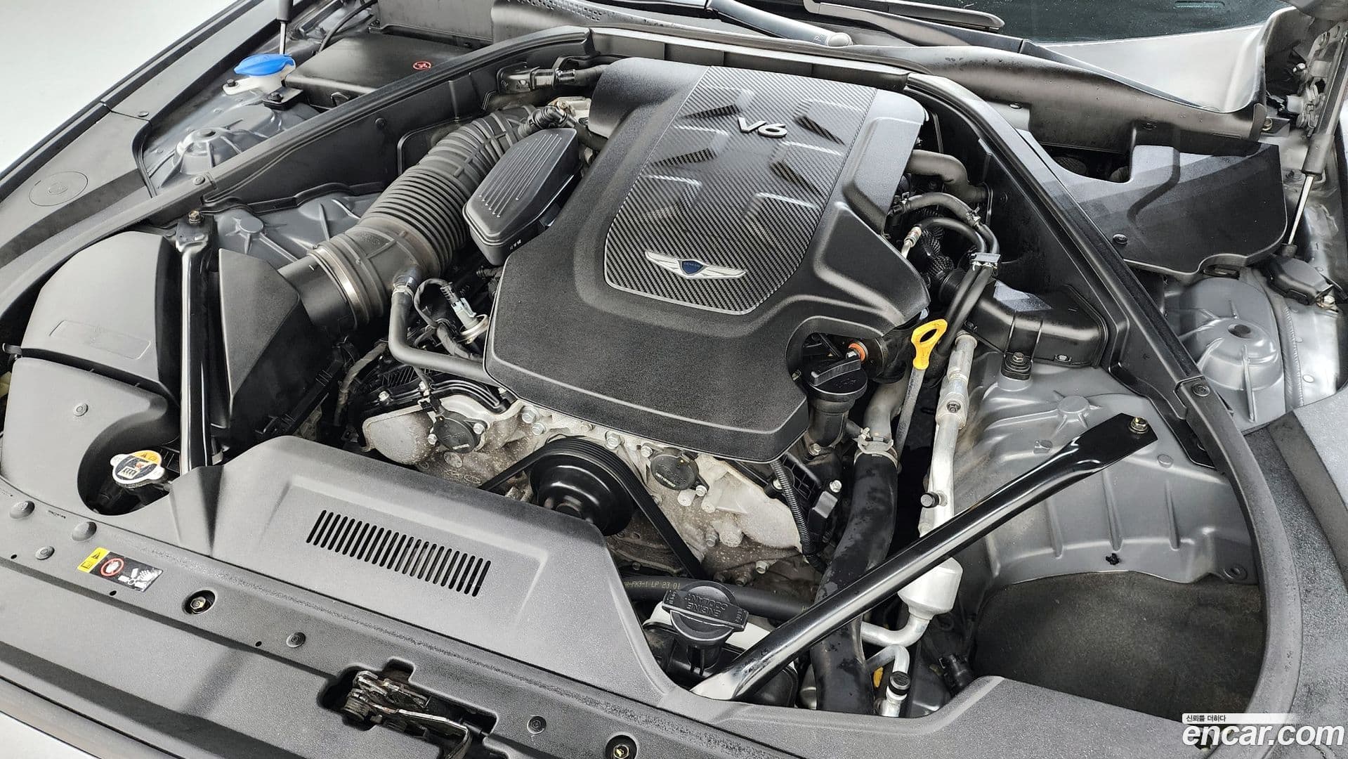 Main__Slider__Photo:G80 Genesis 2019.1-5