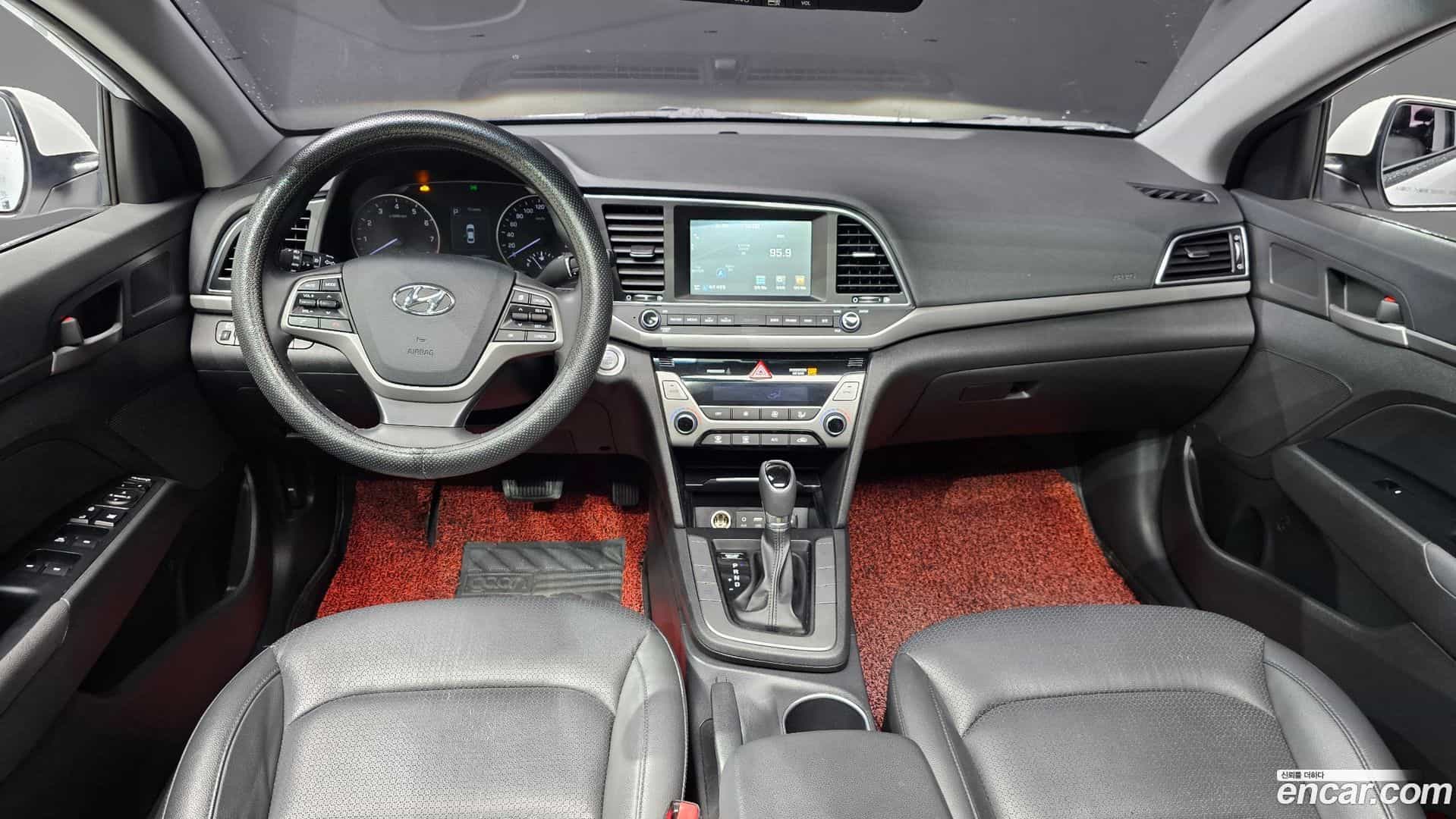 AVANTE Hyundai 2016.11-INNER-007