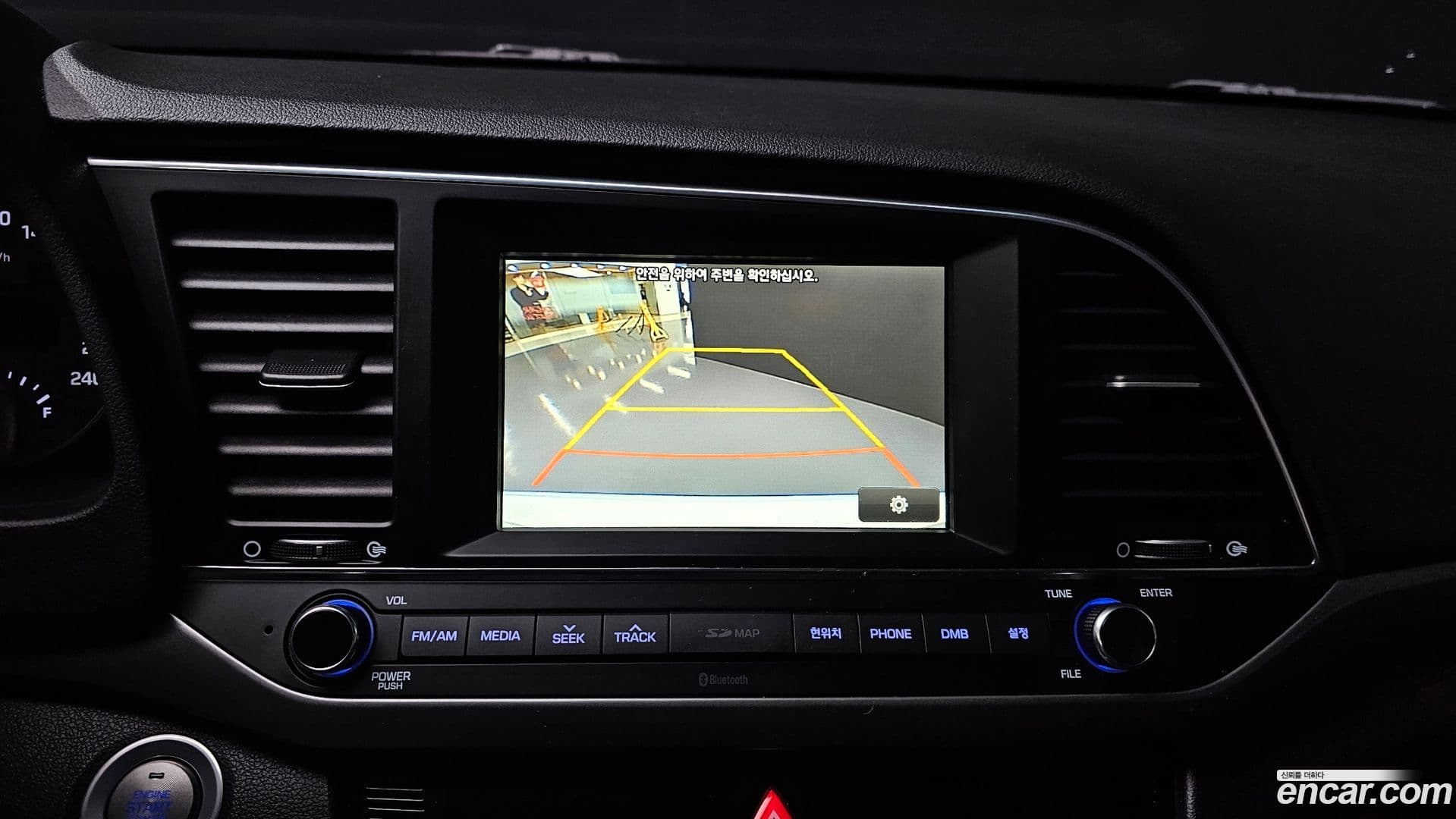 Main__Slider__Photo:AVANTE Hyundai 2016.11-13