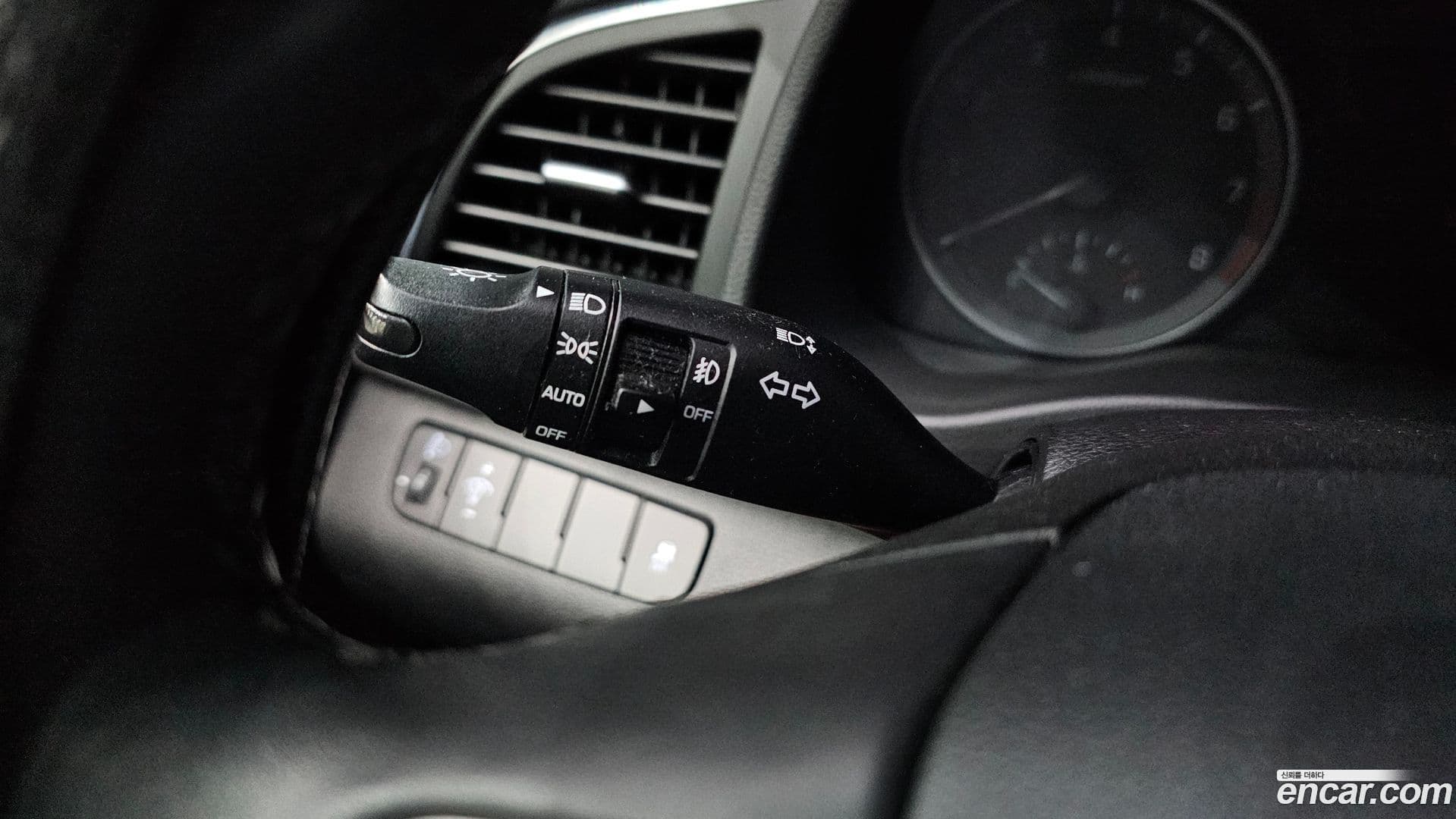 Main__Slider__Photo:AVANTE Hyundai 2016.11-15