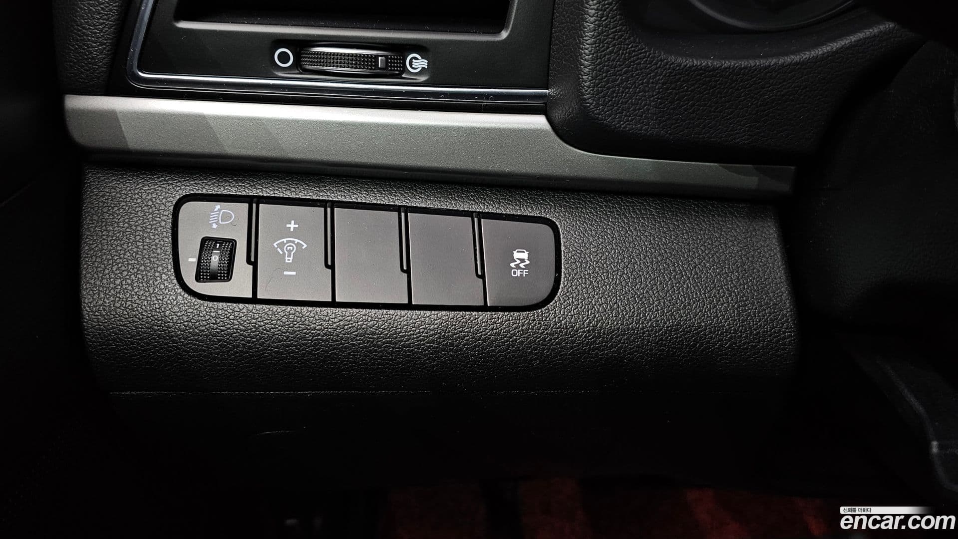 Main__Slider__Photo:AVANTE Hyundai 2016.11-16