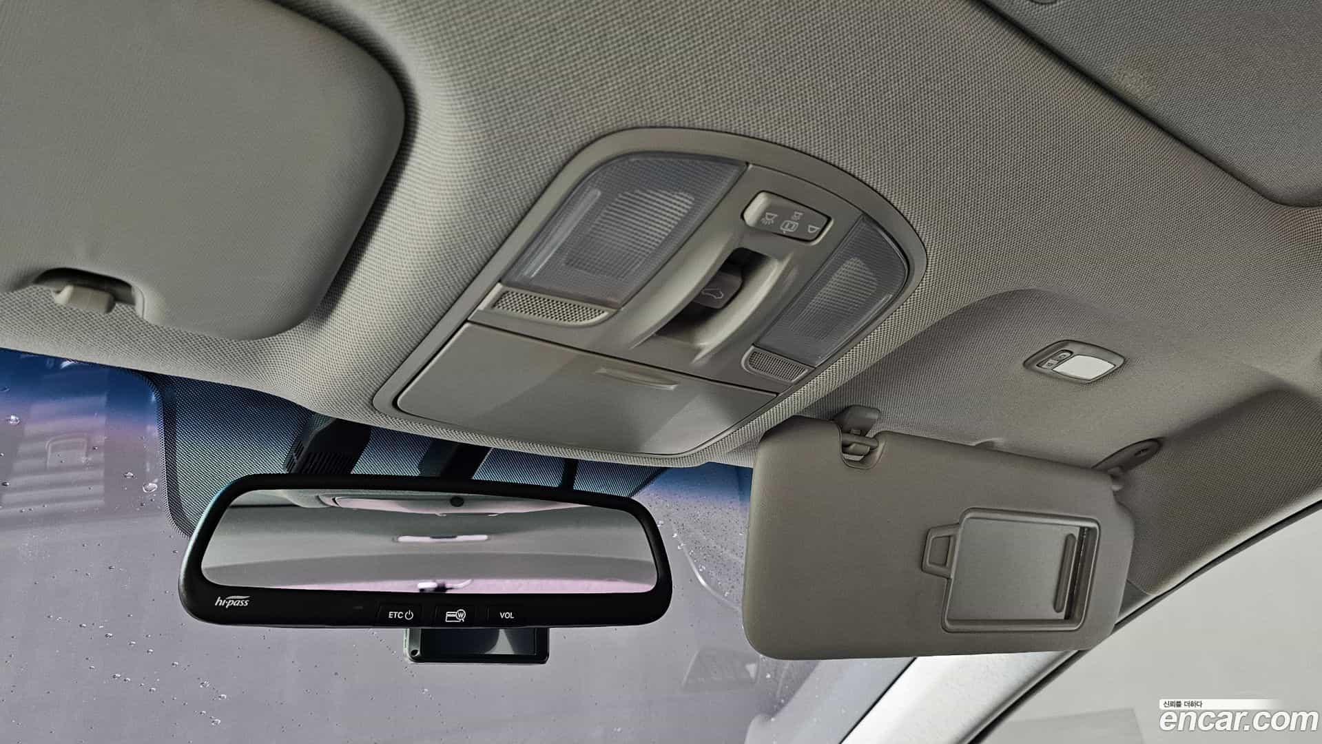 AVANTE Hyundai 2016.11-OPTION-023