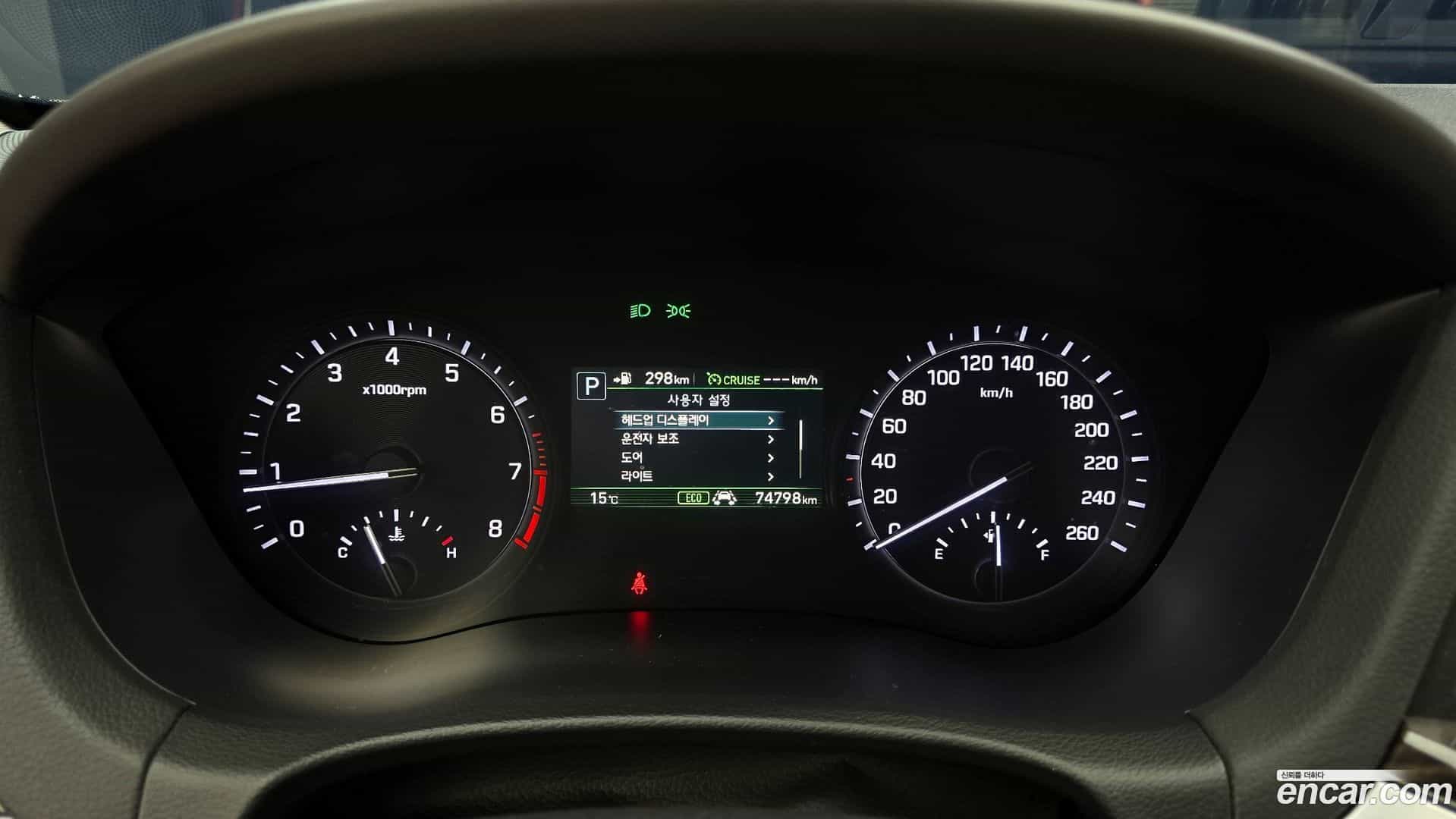 G80 Genesis 2018.0-INNER-008