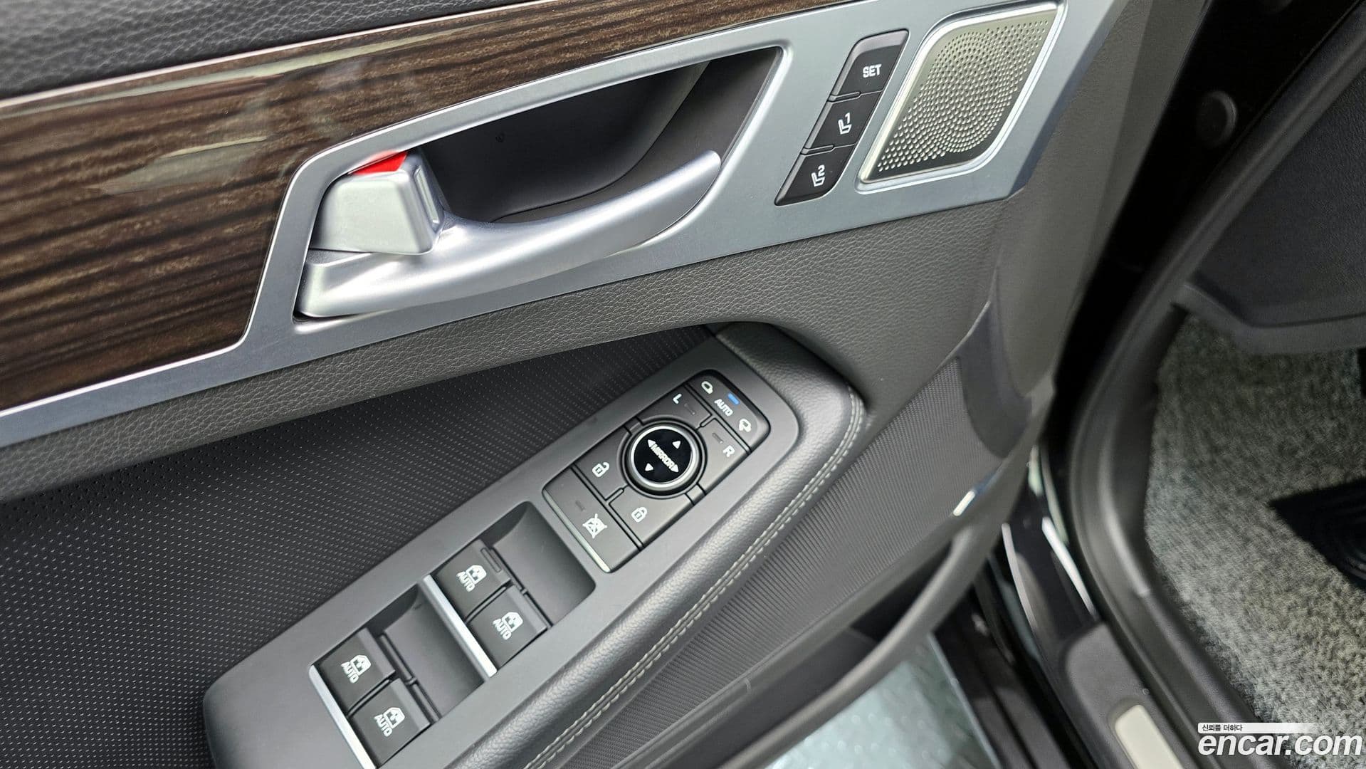 Main__Slider__Photo:G80 Genesis 2018.0-12