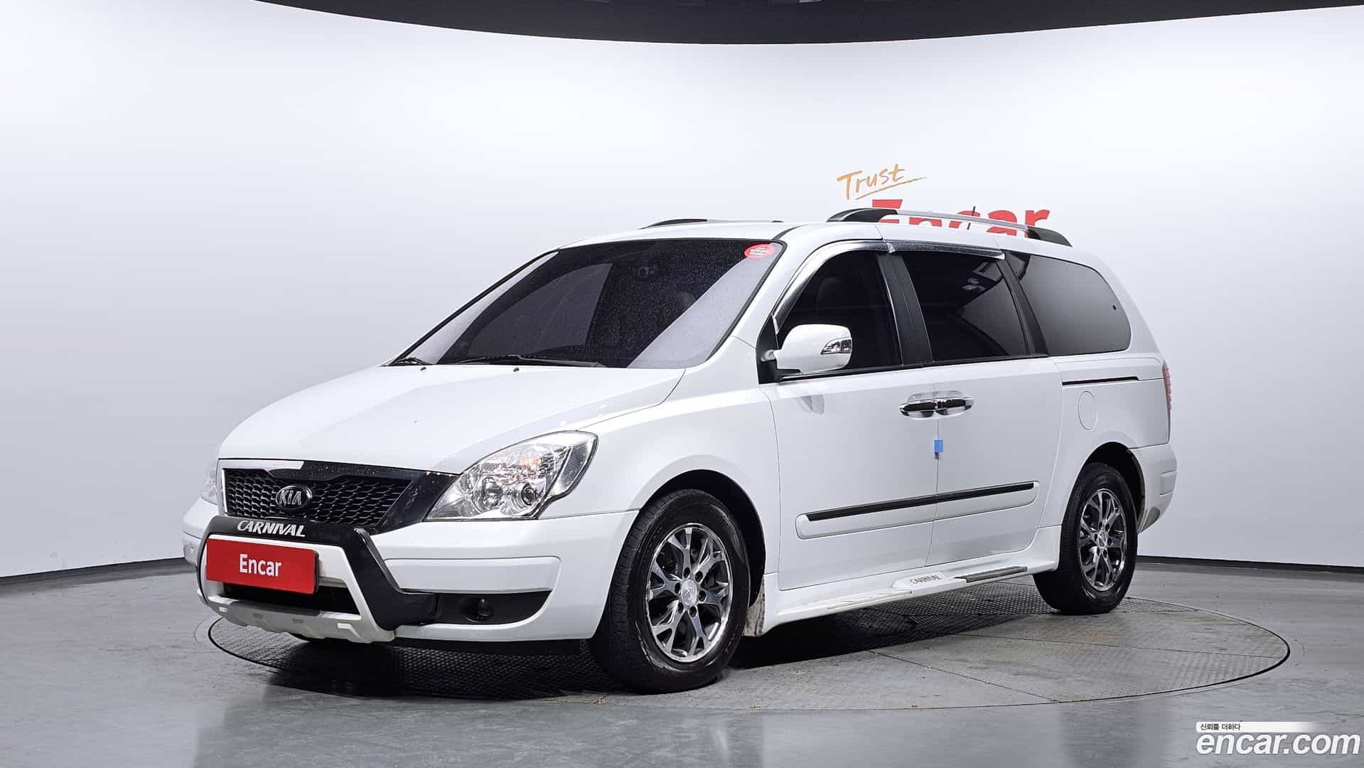 Canival Kia 2014.5-OUTER-001