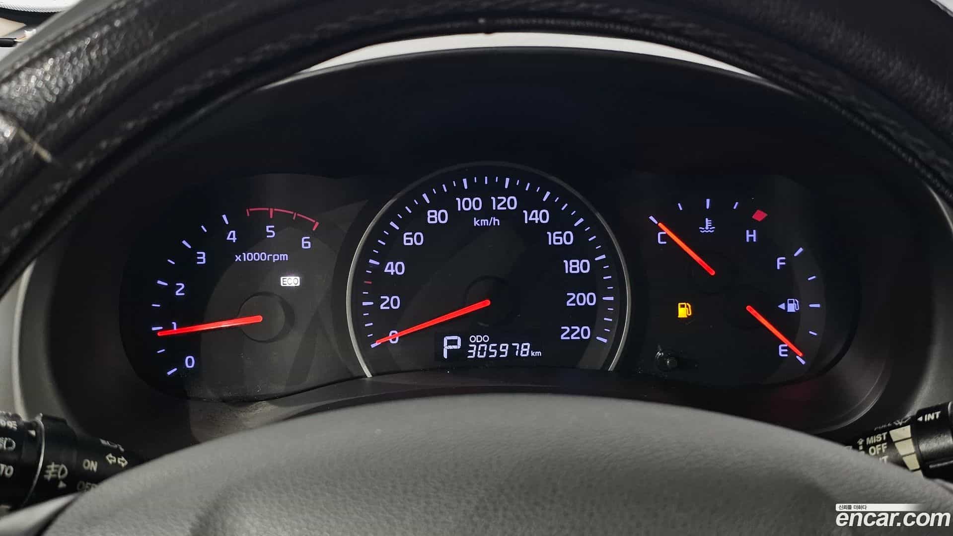 Canival Kia 2014.5-INNER-008