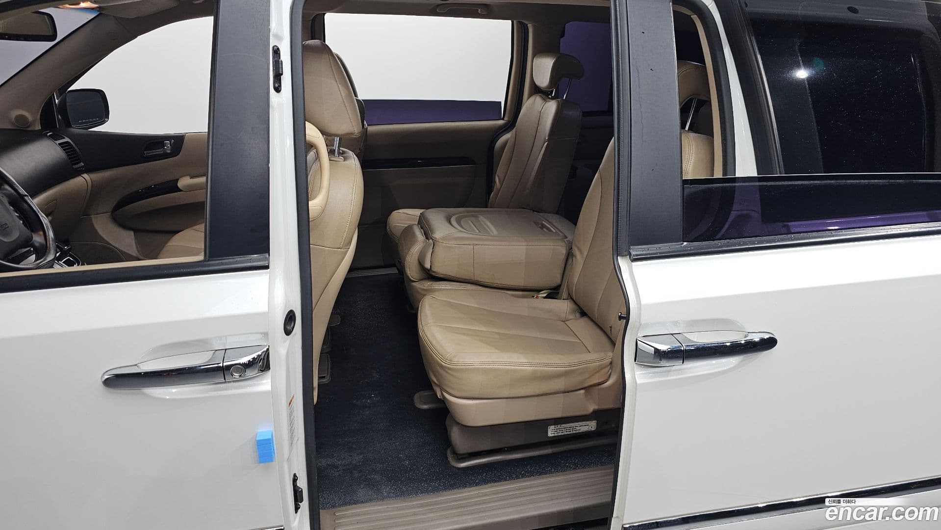 Main__Slider__Photo:Canival Kia 2014.5-10