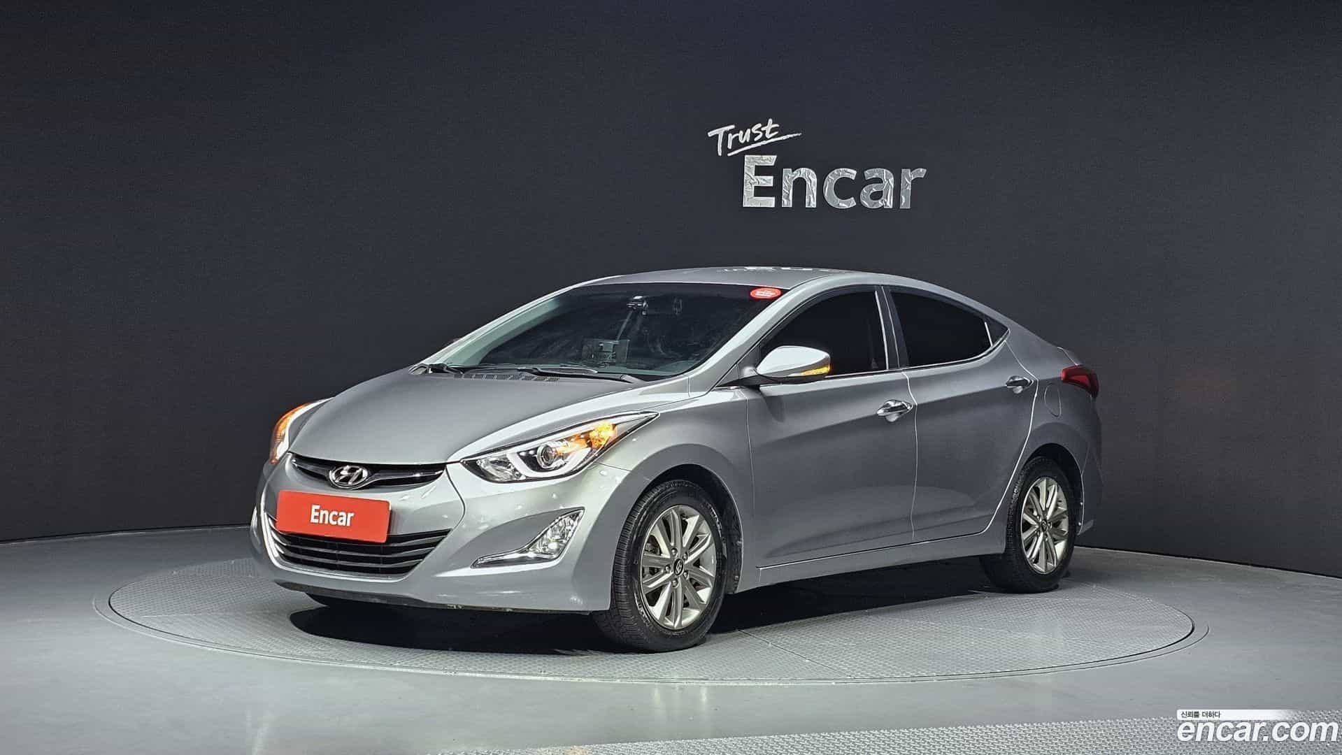 AVANTE Hyundai 2013.10-OUTER-001