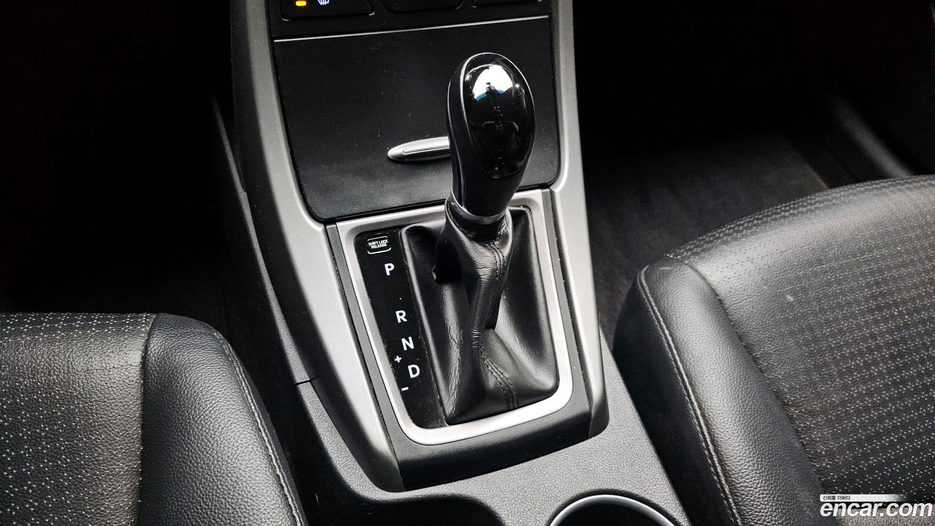 Main__Slider__Photo:AVANTE Hyundai 2013.10-8