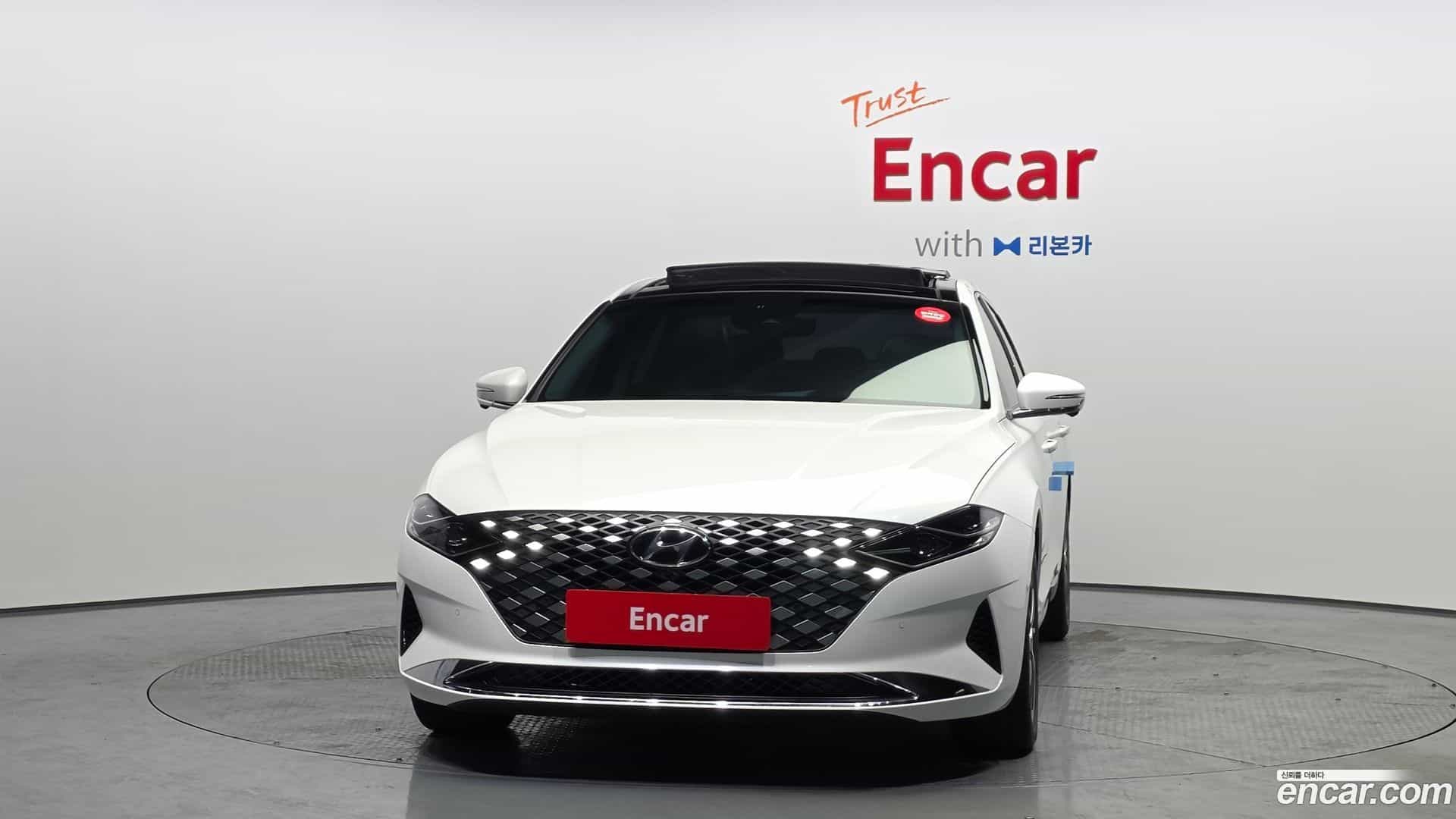 Grandeur Hyundai 2022.6-OUTER-003