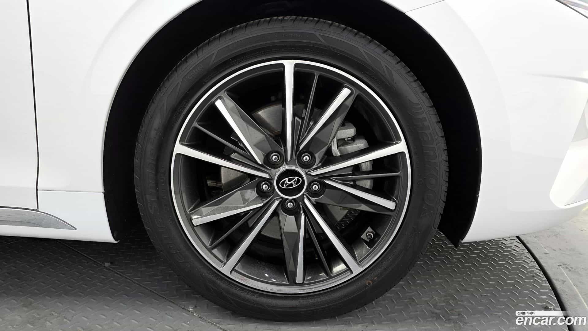 Grandeur Hyundai 2022.6-OUTER-005