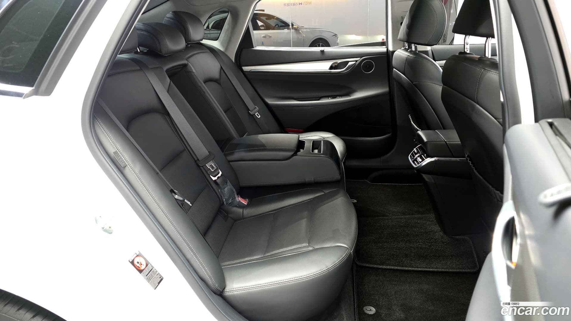 Main__Slider__Photo:Grandeur Hyundai 2022.6-11