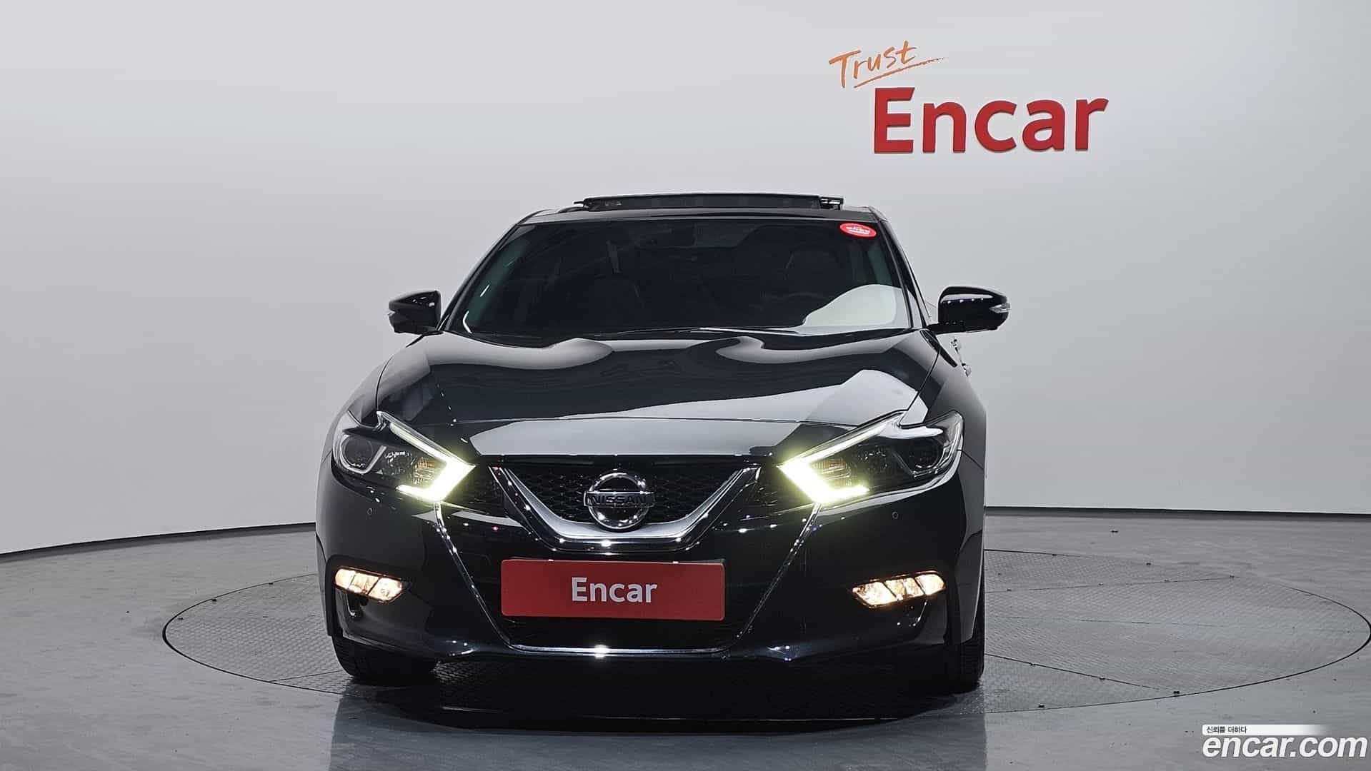 Maxima Nissan 2017.11-OUTER-003