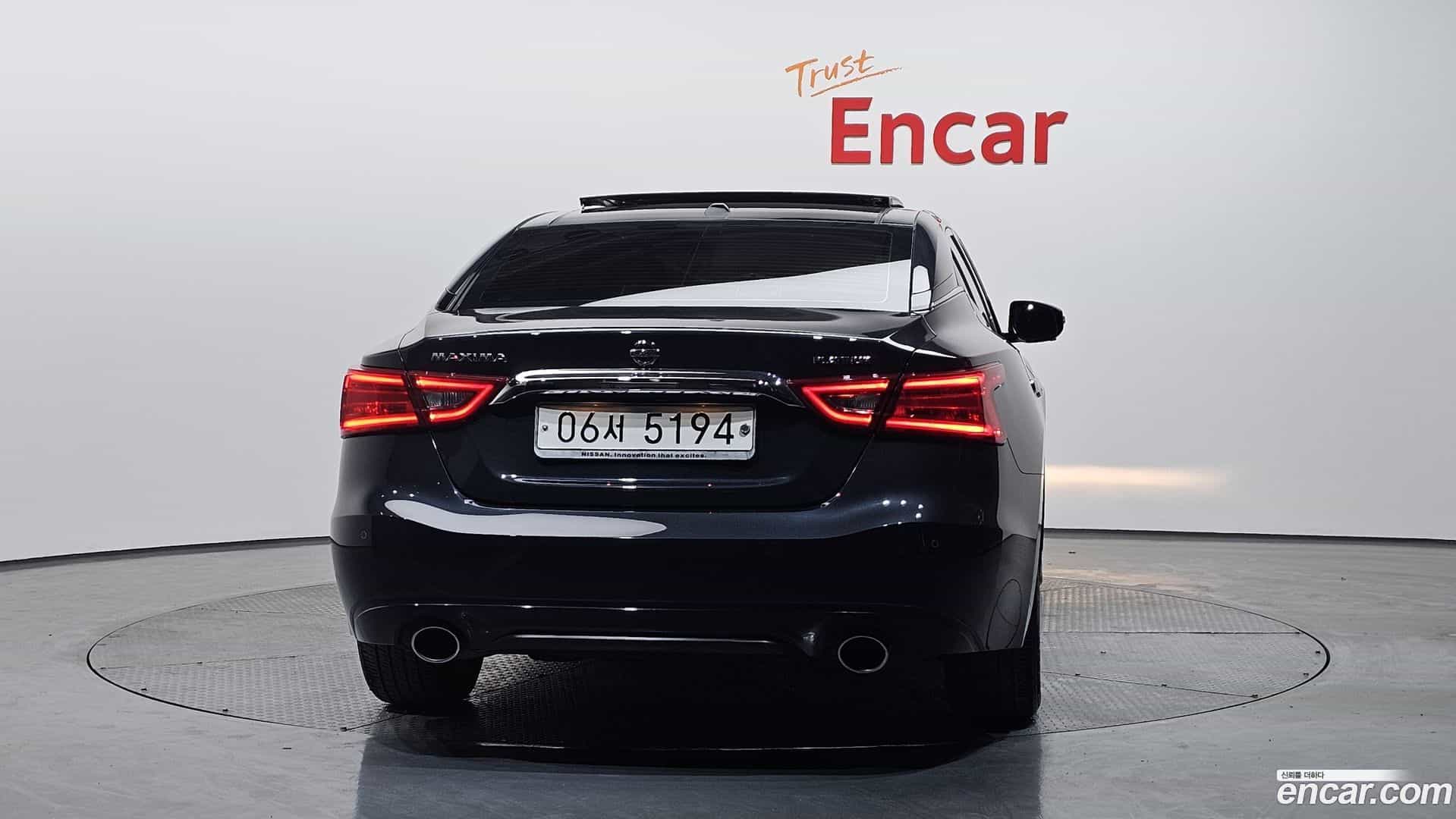 Maxima Nissan 2017.11-OUTER-004