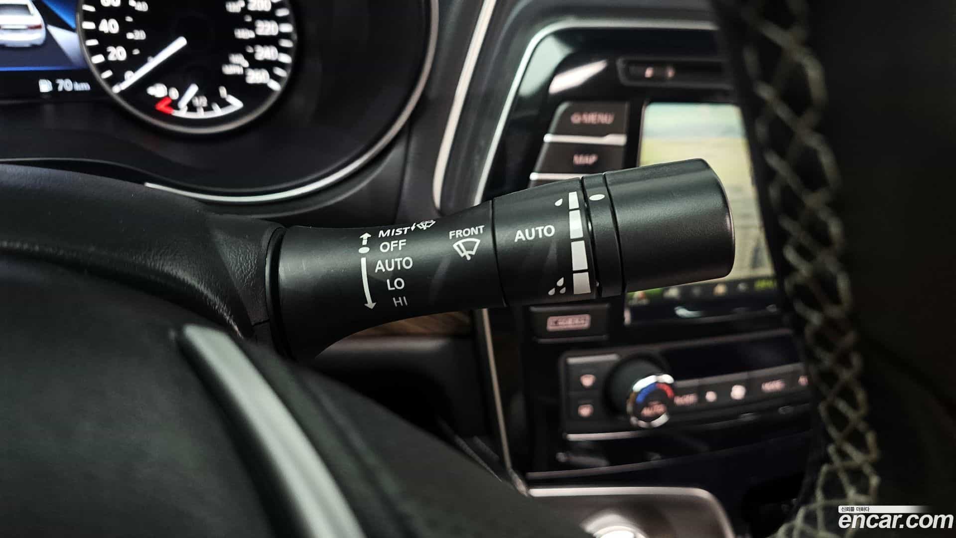 Maxima Nissan 2017.11-OPTION-022