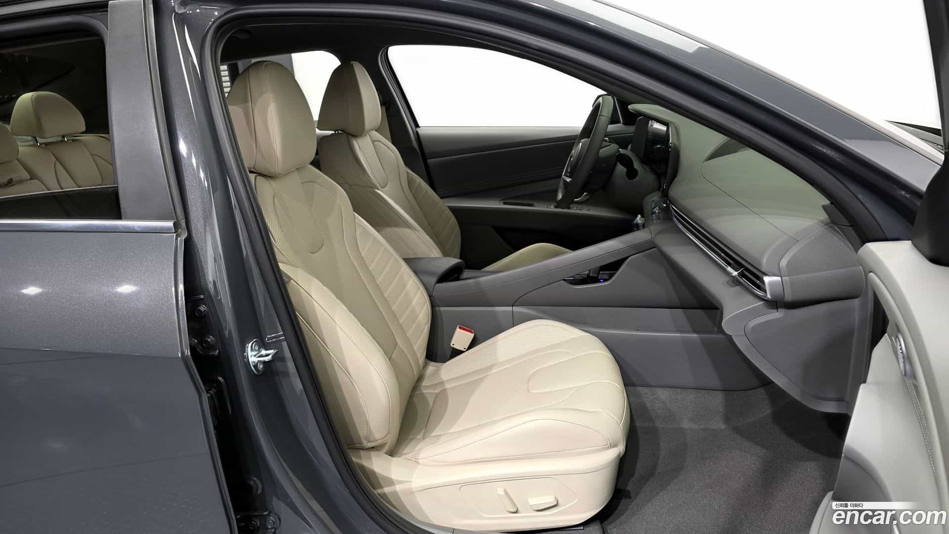 AVANTE Hyundai 2024.7-OPTION-015