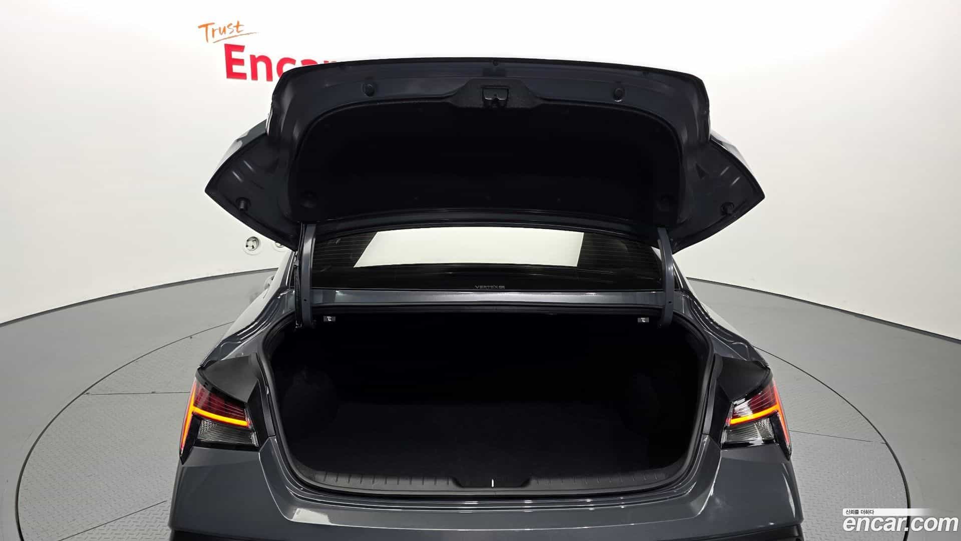 AVANTE Hyundai 2024.7-OPTION-024