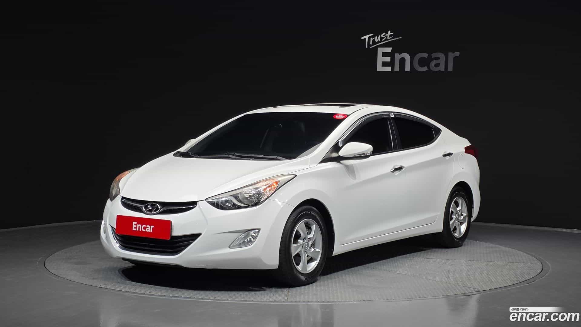 AVANTE Hyundai 2011.2-OUTER-001