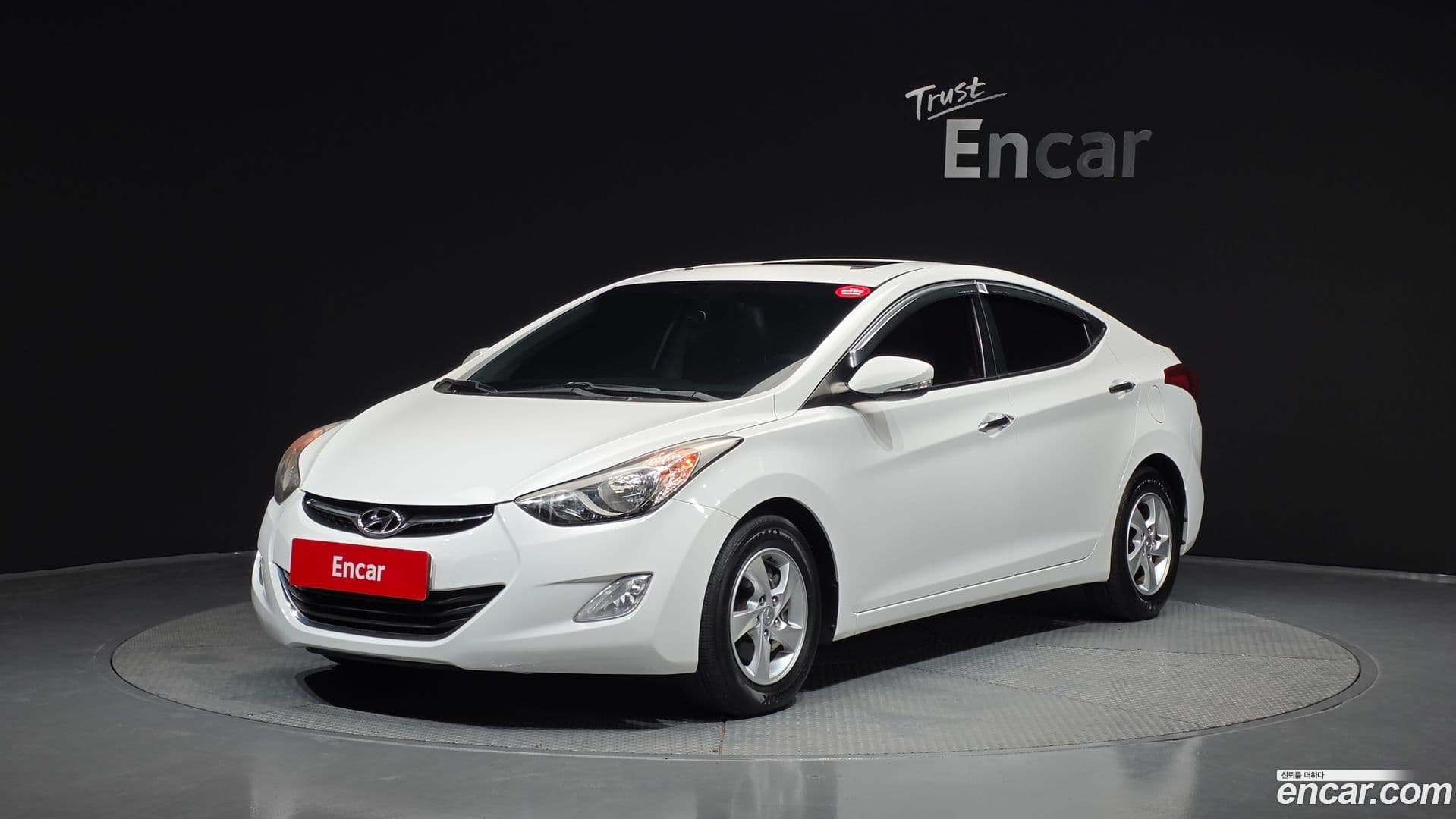 Main__Slider__Photo:AVANTE Hyundai 2011.2-0