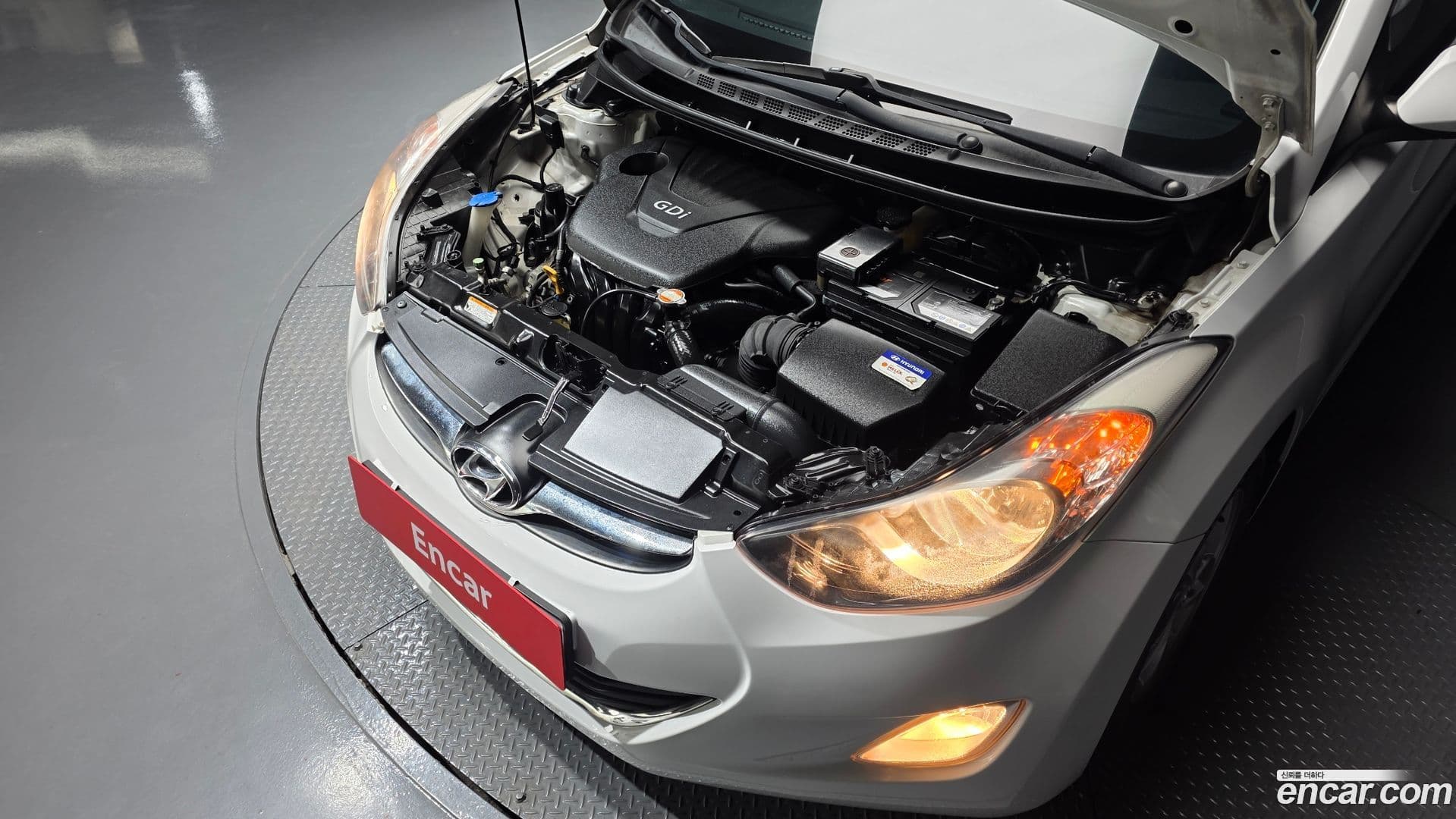 Main__Slider__Photo:AVANTE Hyundai 2011.2-5