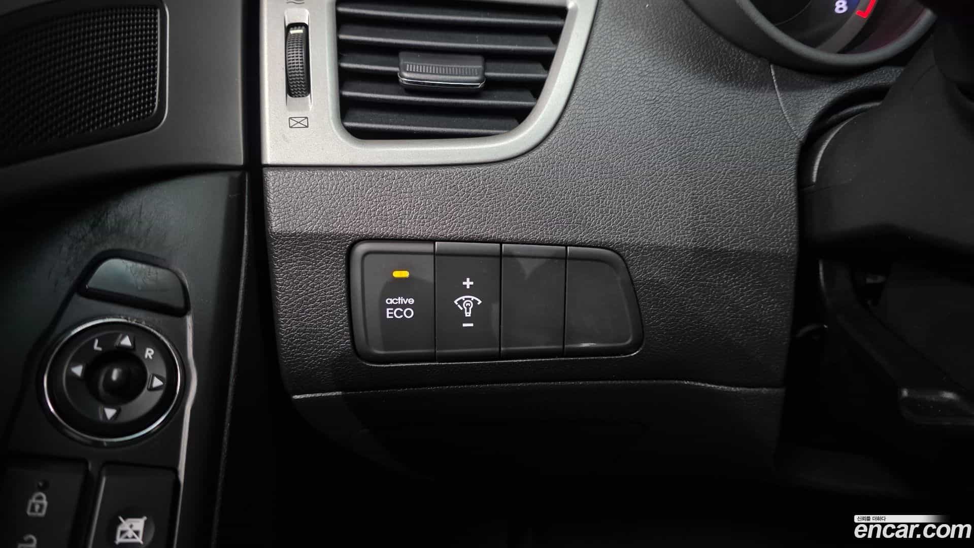 AVANTE Hyundai 2011.2-OPTION-019