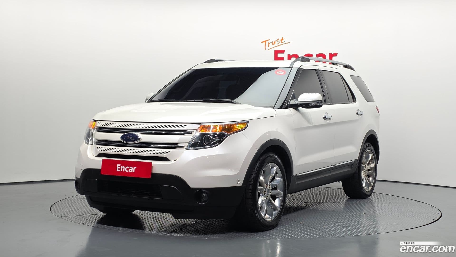 Main__Slider__Photo:Explorer Ford 2015.2-0