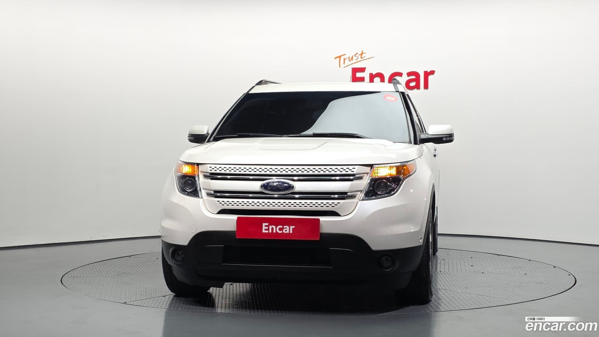 Main__Slider__Photo:Explorer Ford 2015.2-2