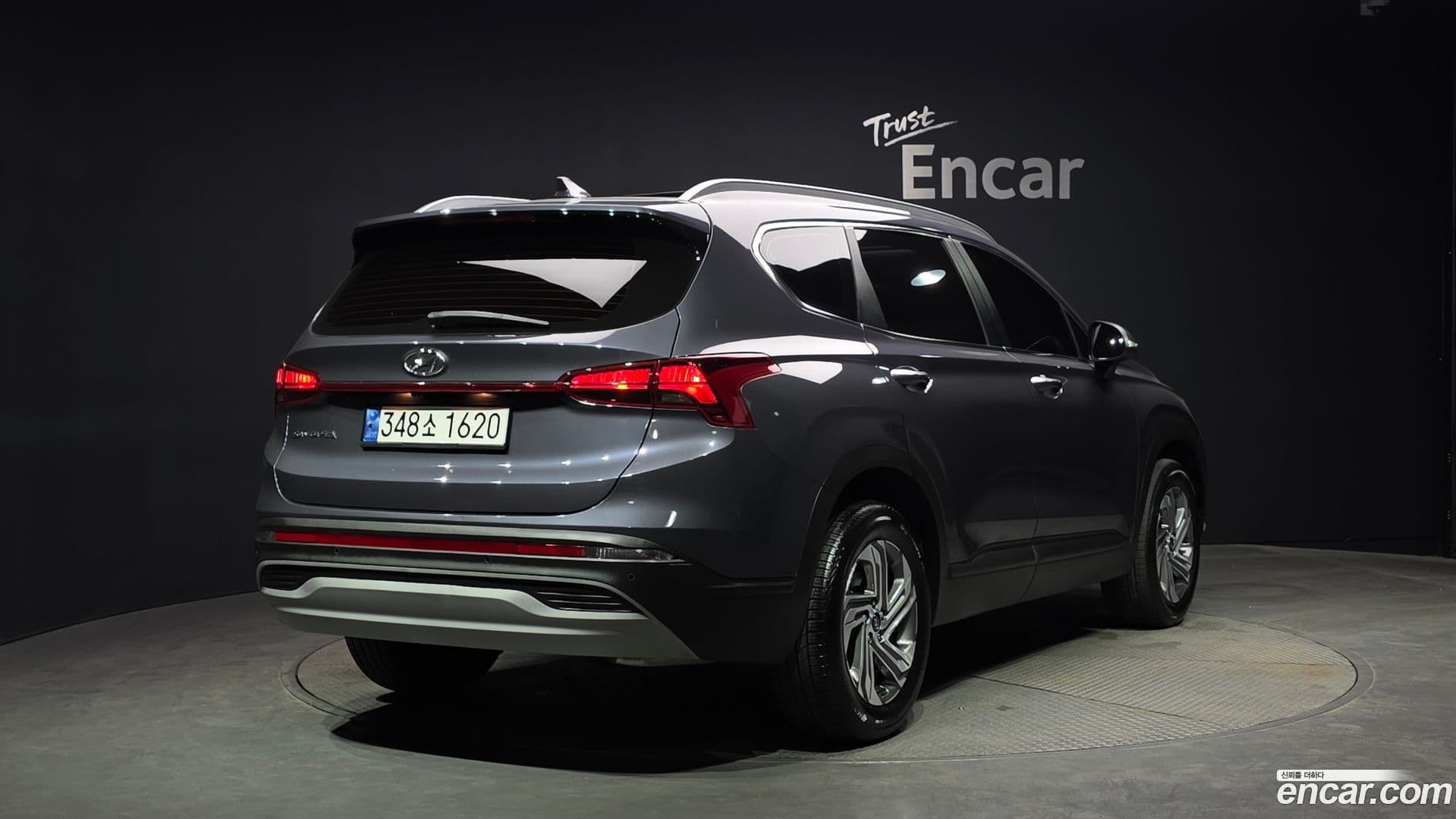 Main__Slider__Photo:Santafe Hyundai 2022.10-1