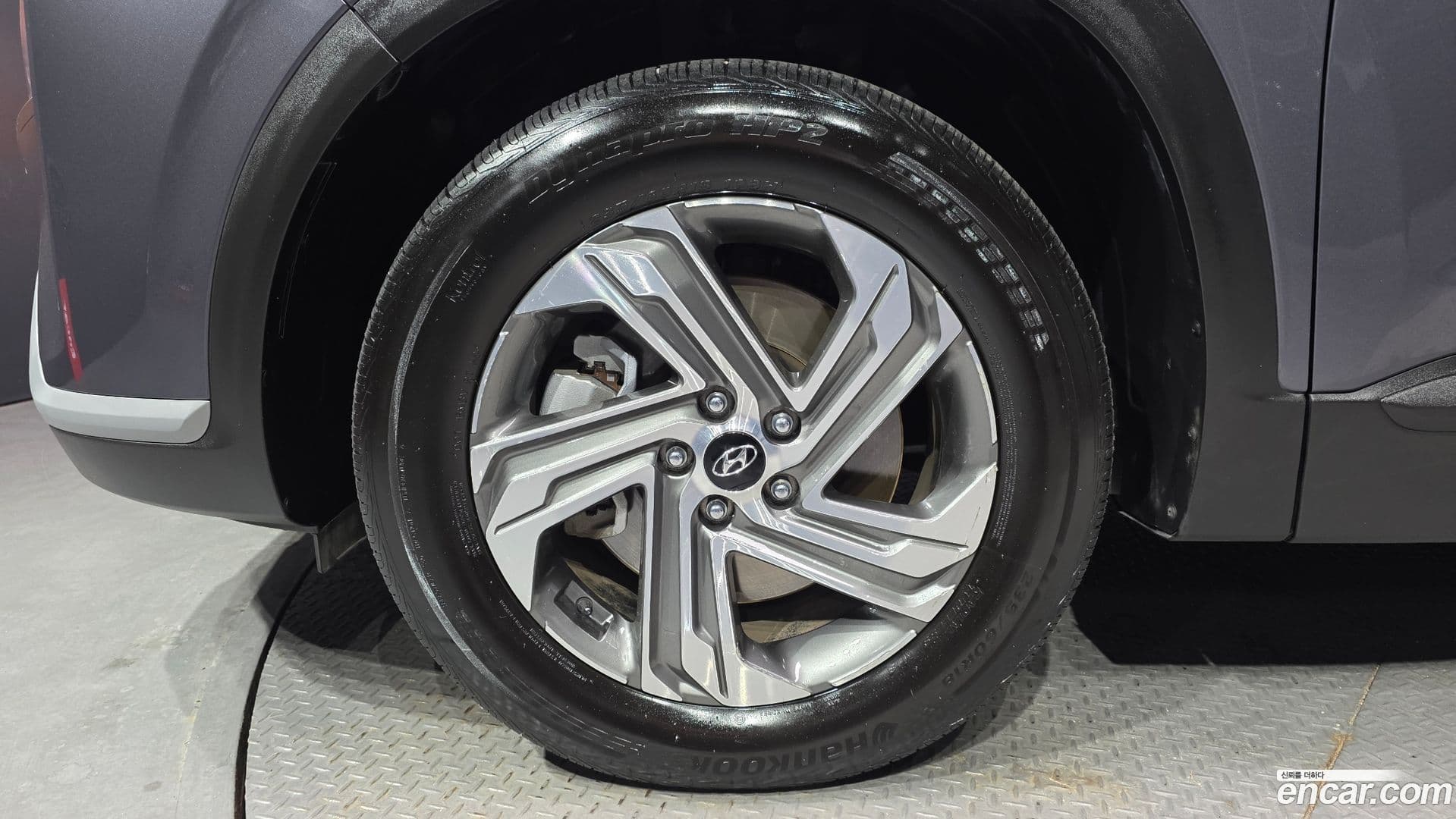 Main__Slider__Photo:Santafe Hyundai 2022.10-4