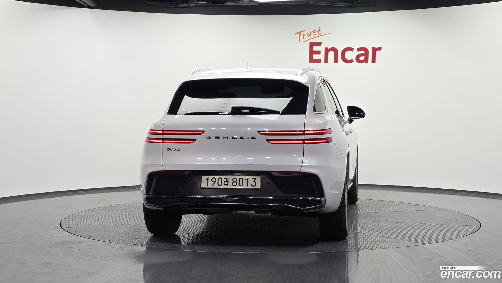 Main__Slider__Photo:GV70 Genesis 2024.5-3